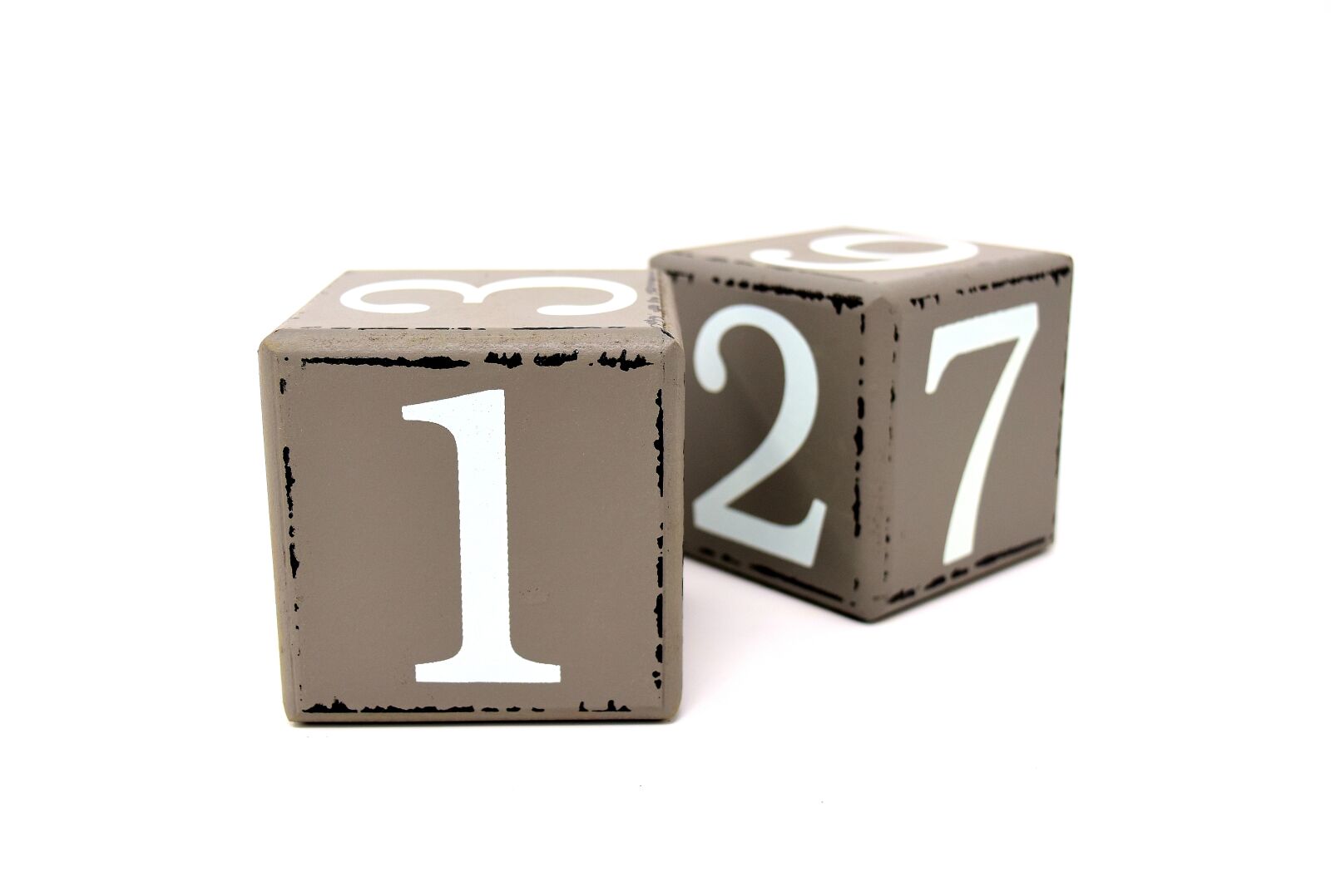 Nikon D7200 sample photo. Cube, pay, clogs photography