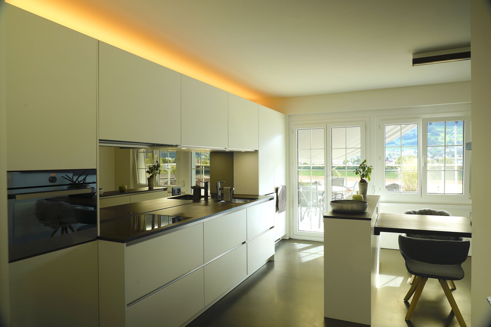 Sony FE 24-105mm F4 G OSS sample photo. Villa, house, architecture photography