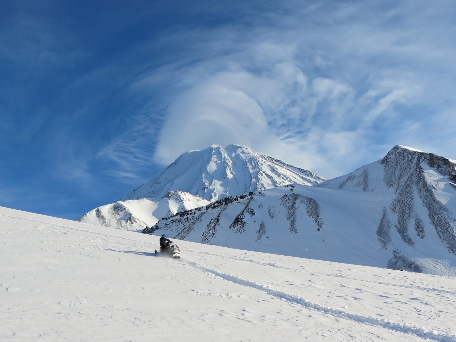 Canon PowerShot SX40 HS sample photo. Volcano, winter, snow photography
