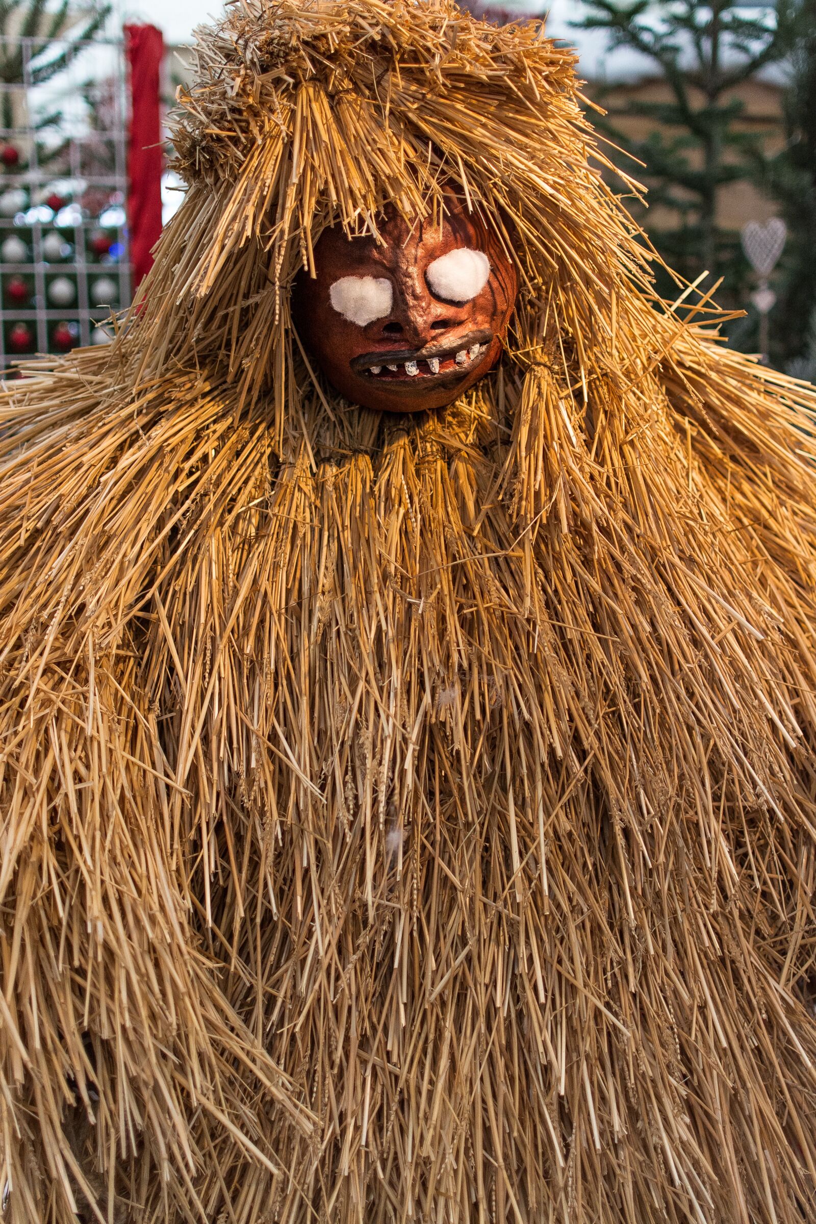Nikon D7100 sample photo. Figure, straw, krampus photography