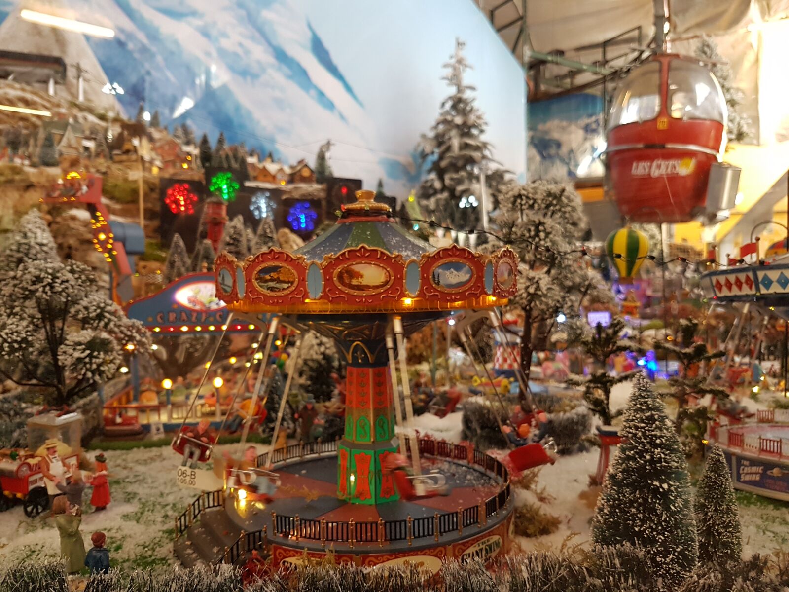 Samsung Galaxy S7 sample photo. Carousel, snow, christmas photography
