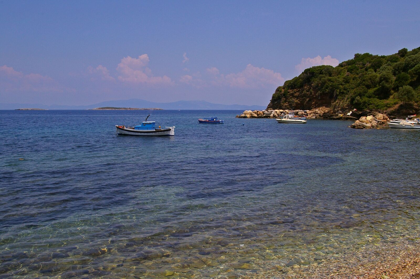 Pentax *ist DL2 sample photo. Samos, island, greece photography