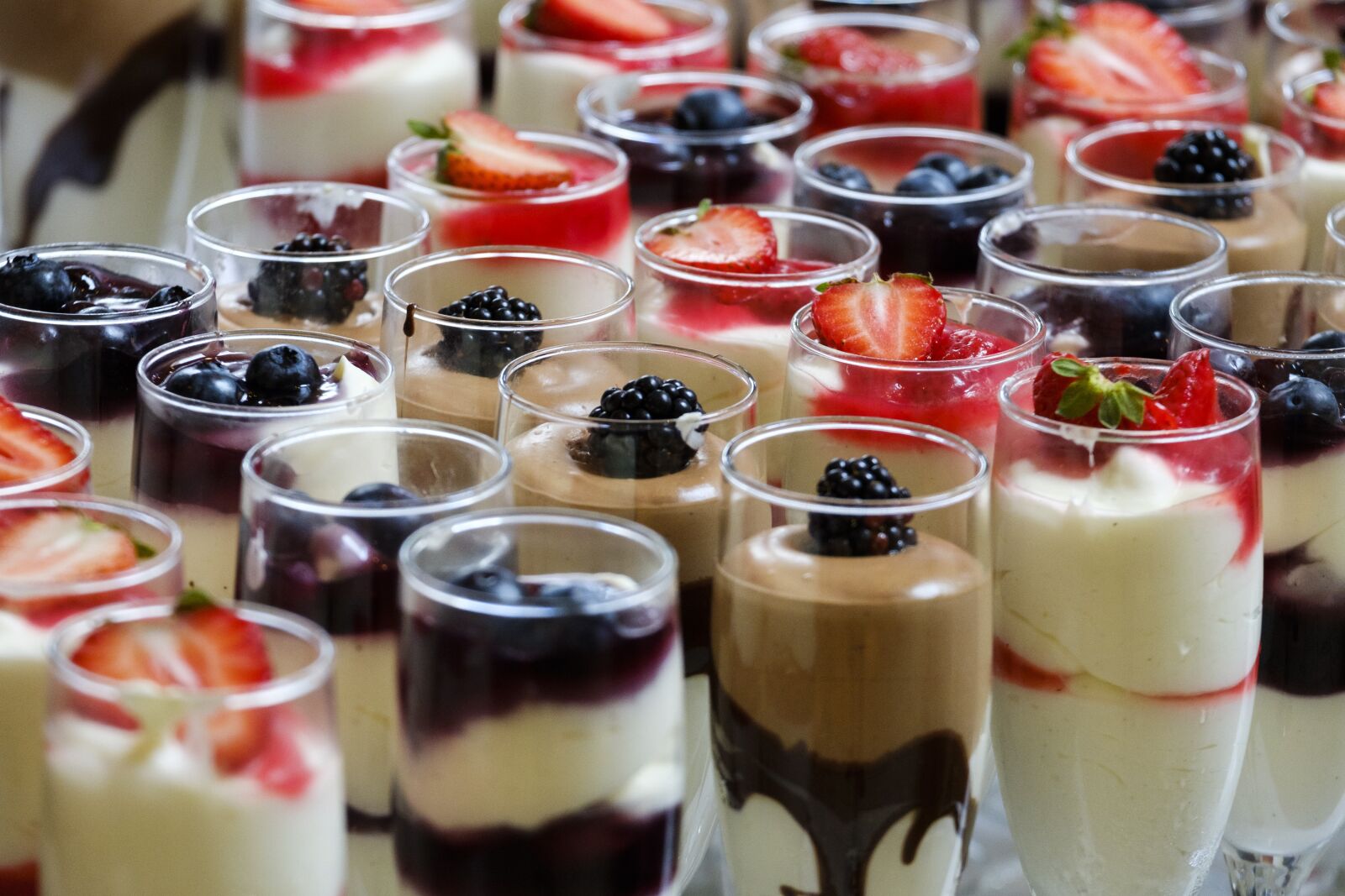 Fujifilm X-T2 + Fujifilm XF 55-200mm F3.5-4.8 R LM OIS sample photo. Dessert, mousse, sweet photography