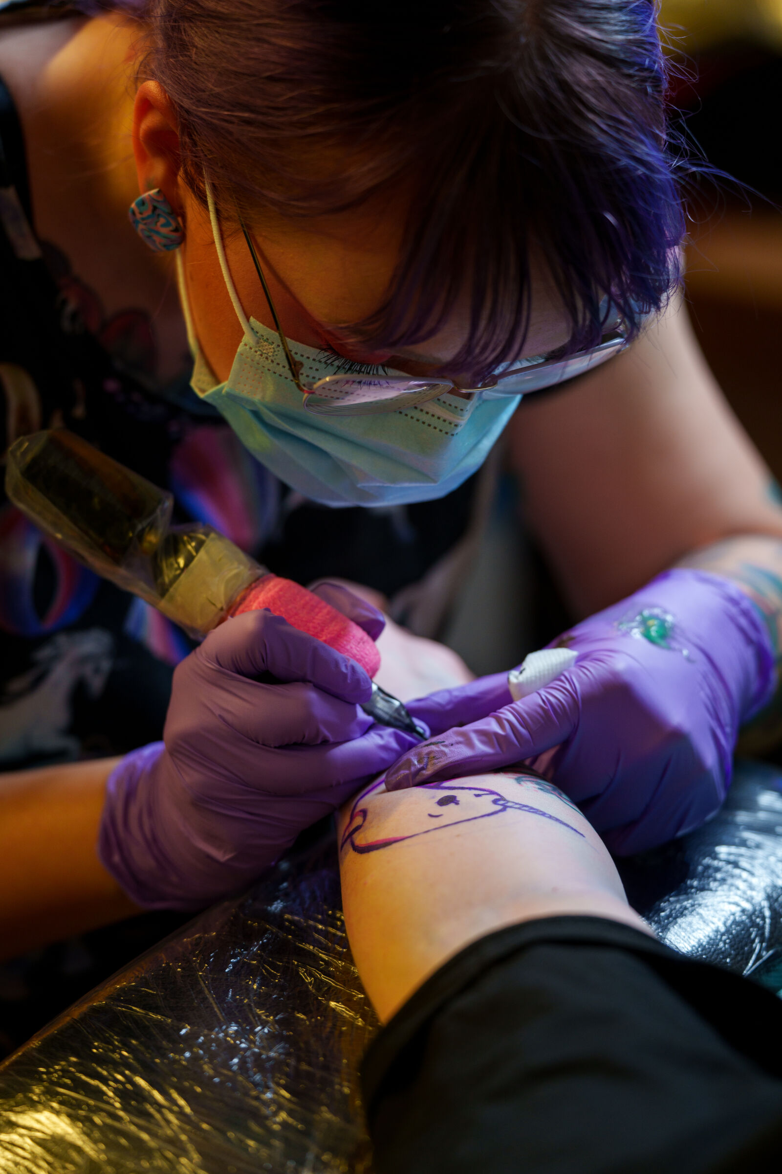 Sony a7R V sample photo. Tattoo artist at work photography