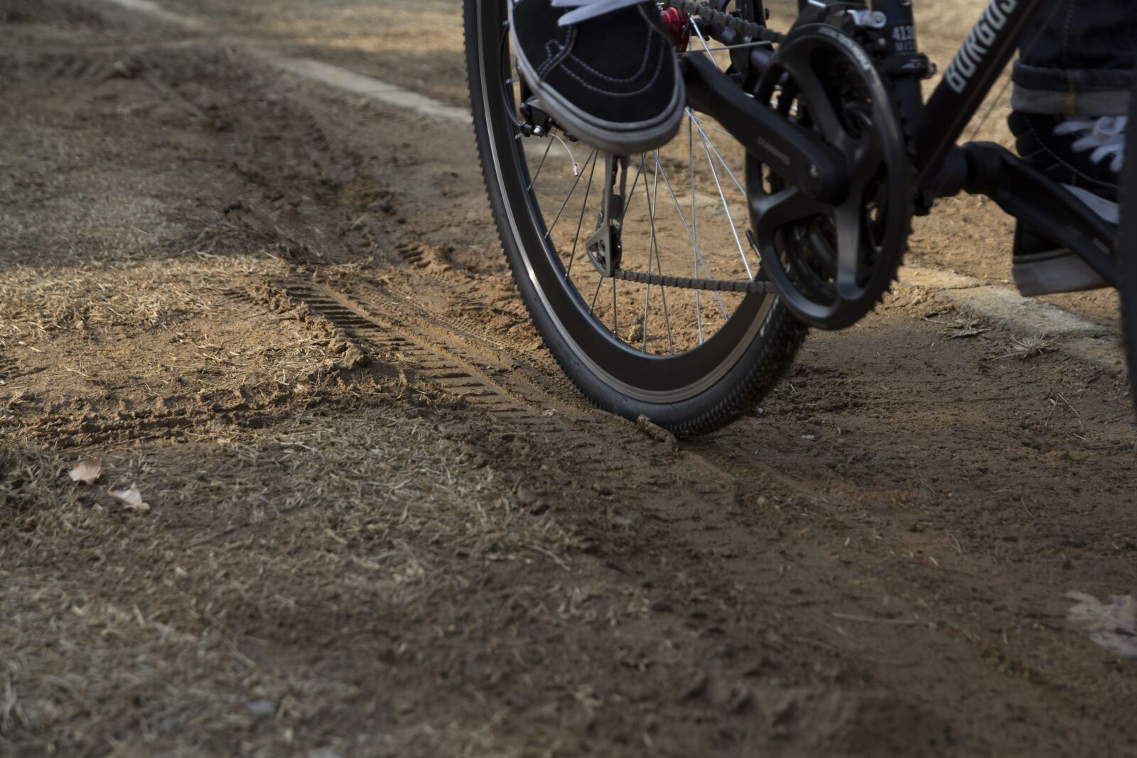 Canon EOS 60D sample photo. Hybrid, hybrid bicycles, bike photography