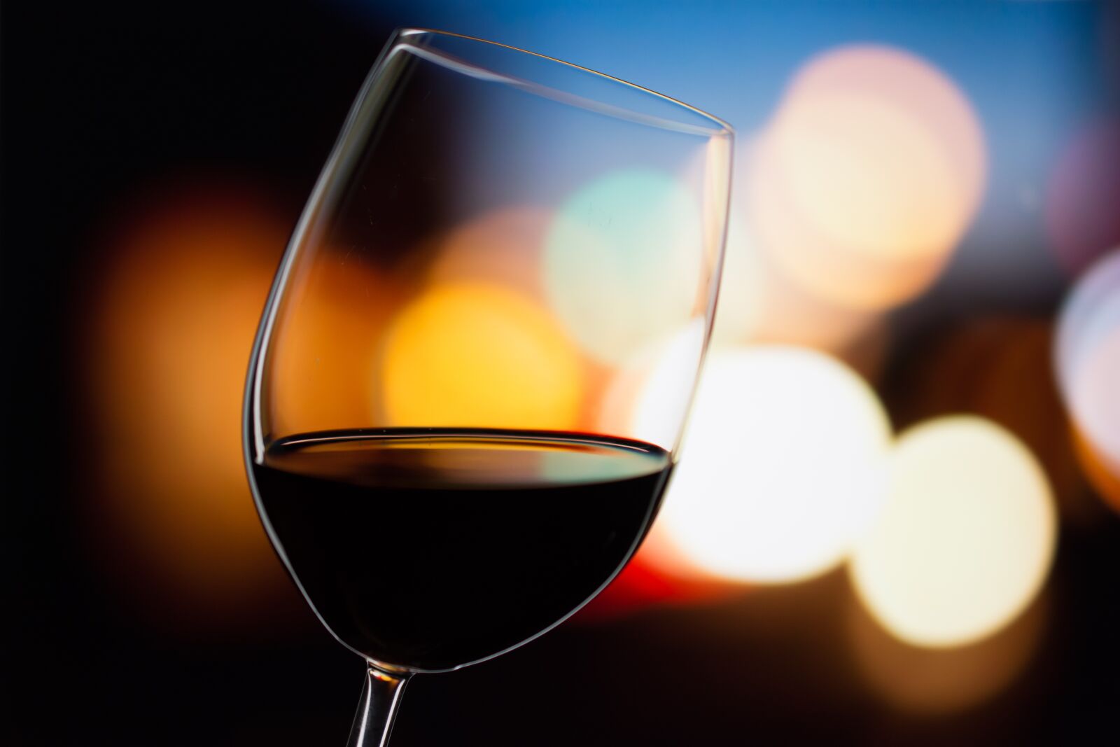 Nikon D7200 sample photo. Wine, grapes, wine bottle photography