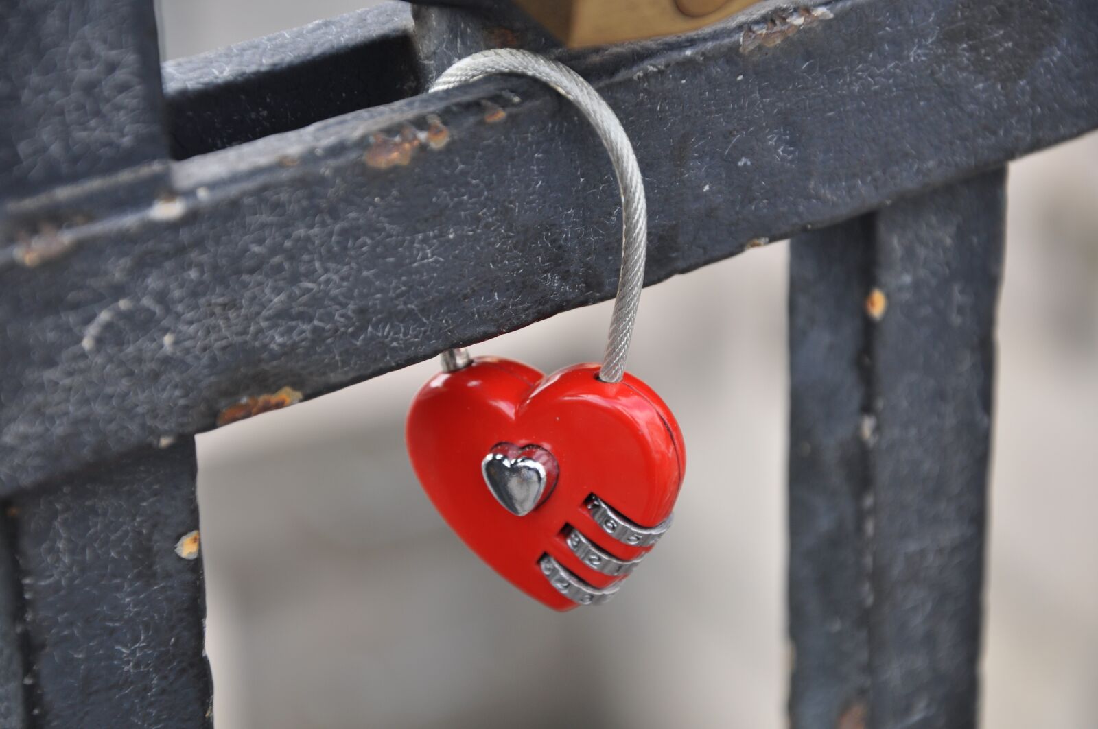 Nikon D90 sample photo. Castle, heart, love photography