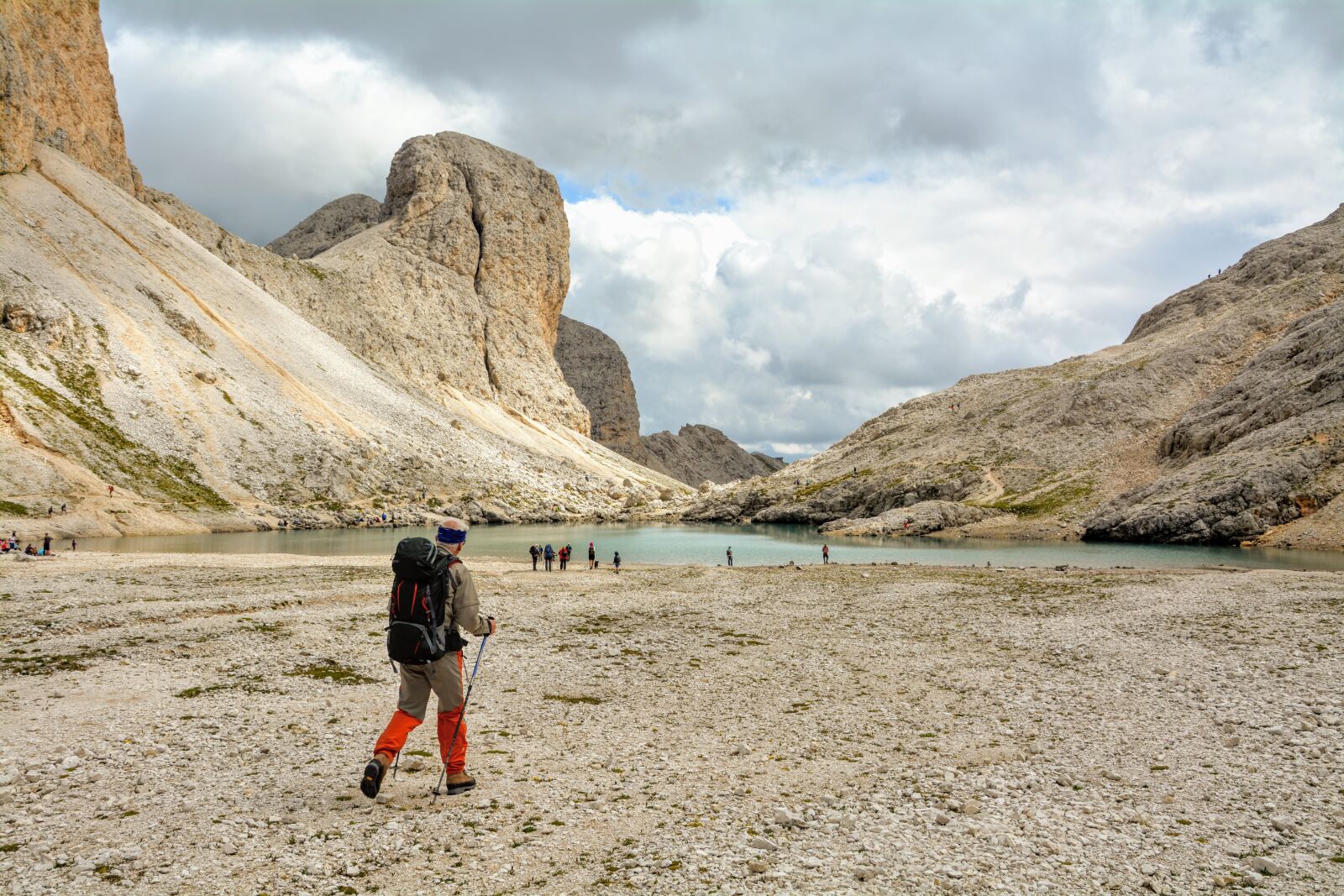 Nikon D7100 sample photo. Hiker, walk, dolomites photography