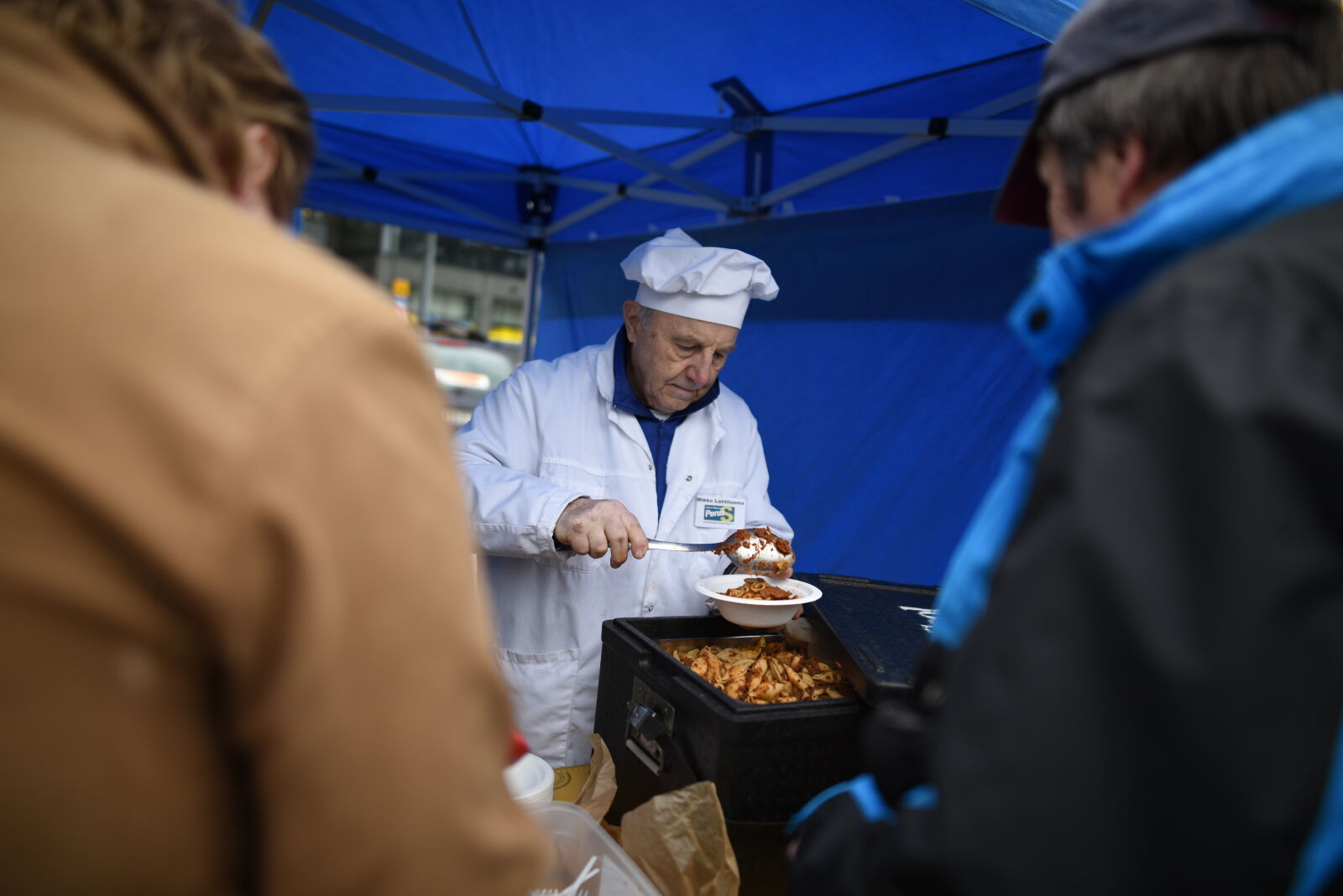 Nikon D810 sample photo. Volunteers working for the photography