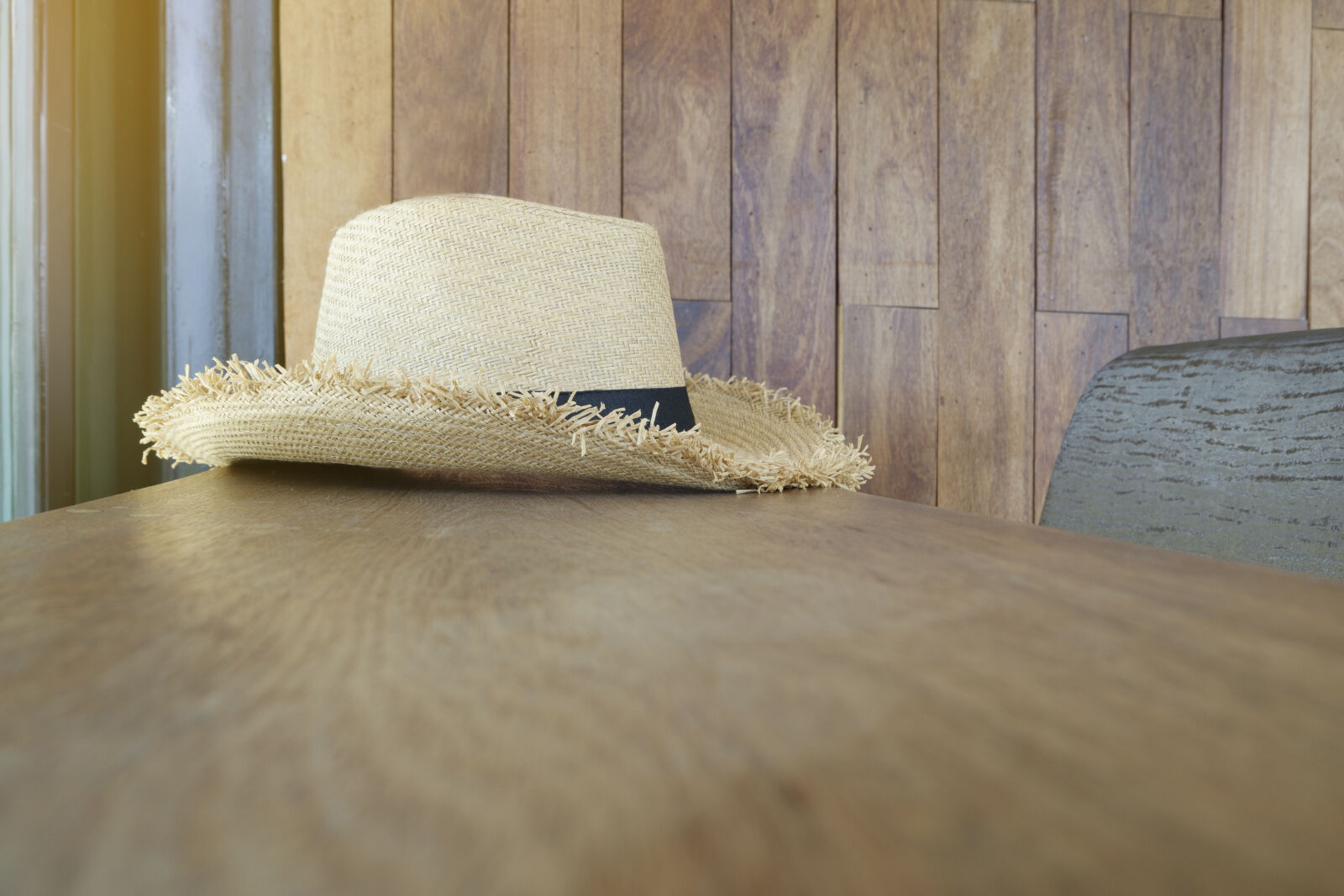 Fujifilm X-A2 sample photo. Chair, furnitures, hat, indoors photography