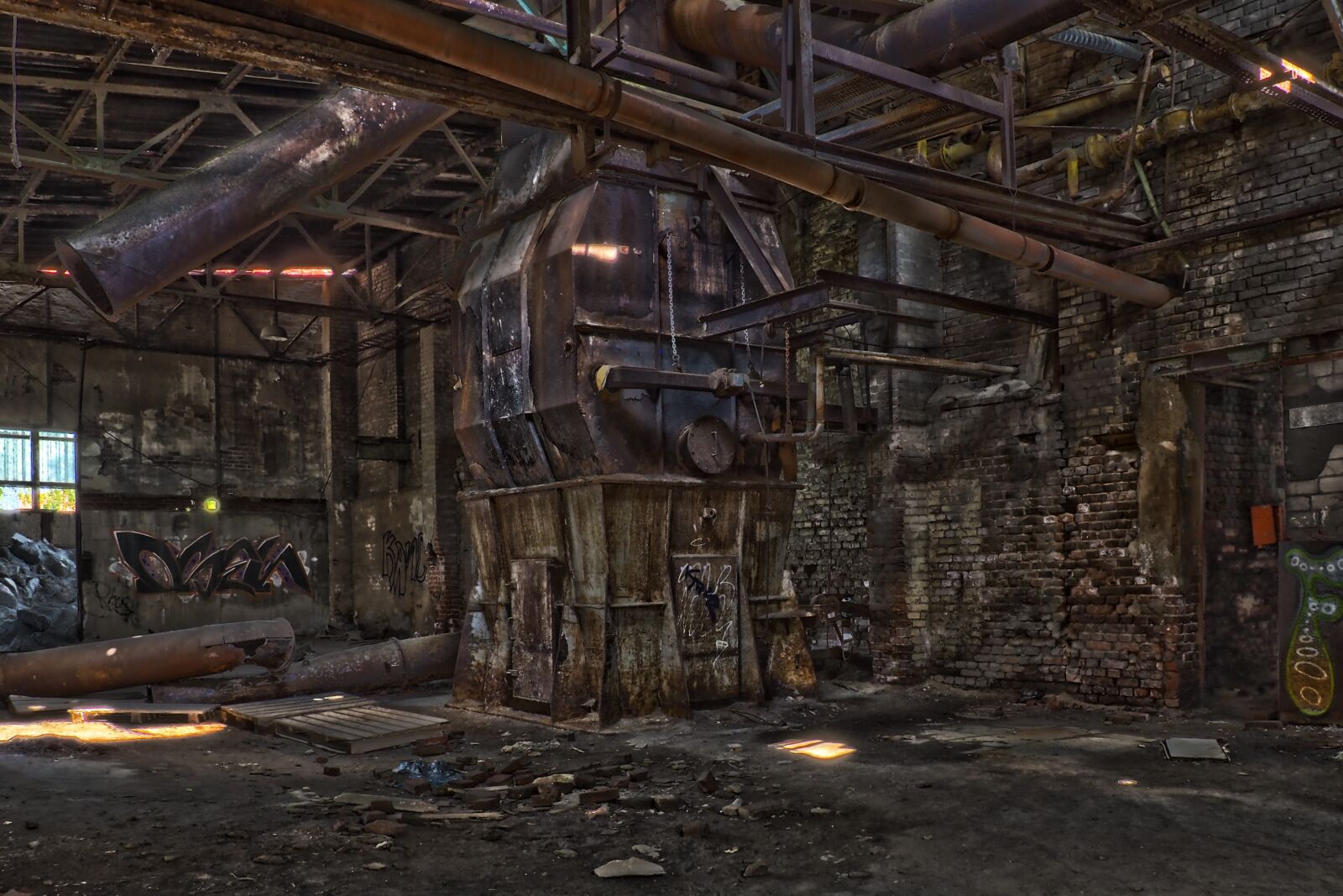 Olympus OM-D E-M10 sample photo. Lost places, factory, pforphoto photography