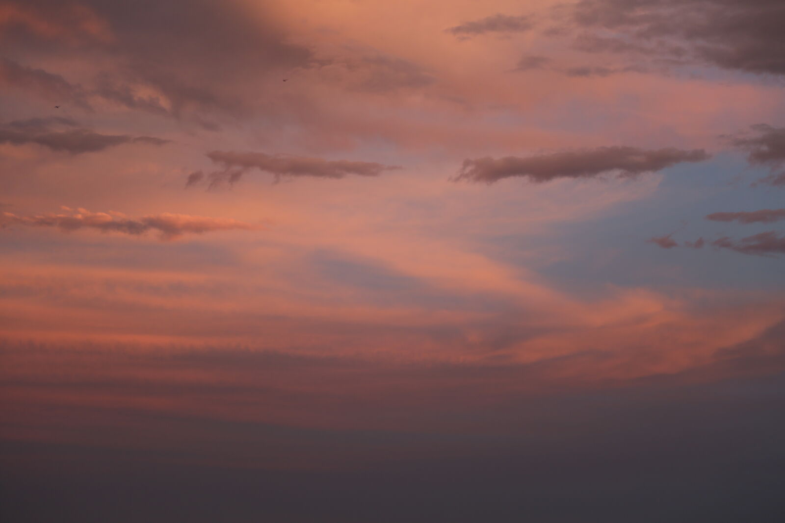 Canon EF 24-105mm F4L IS USM sample photo. Sunset, clouds photography