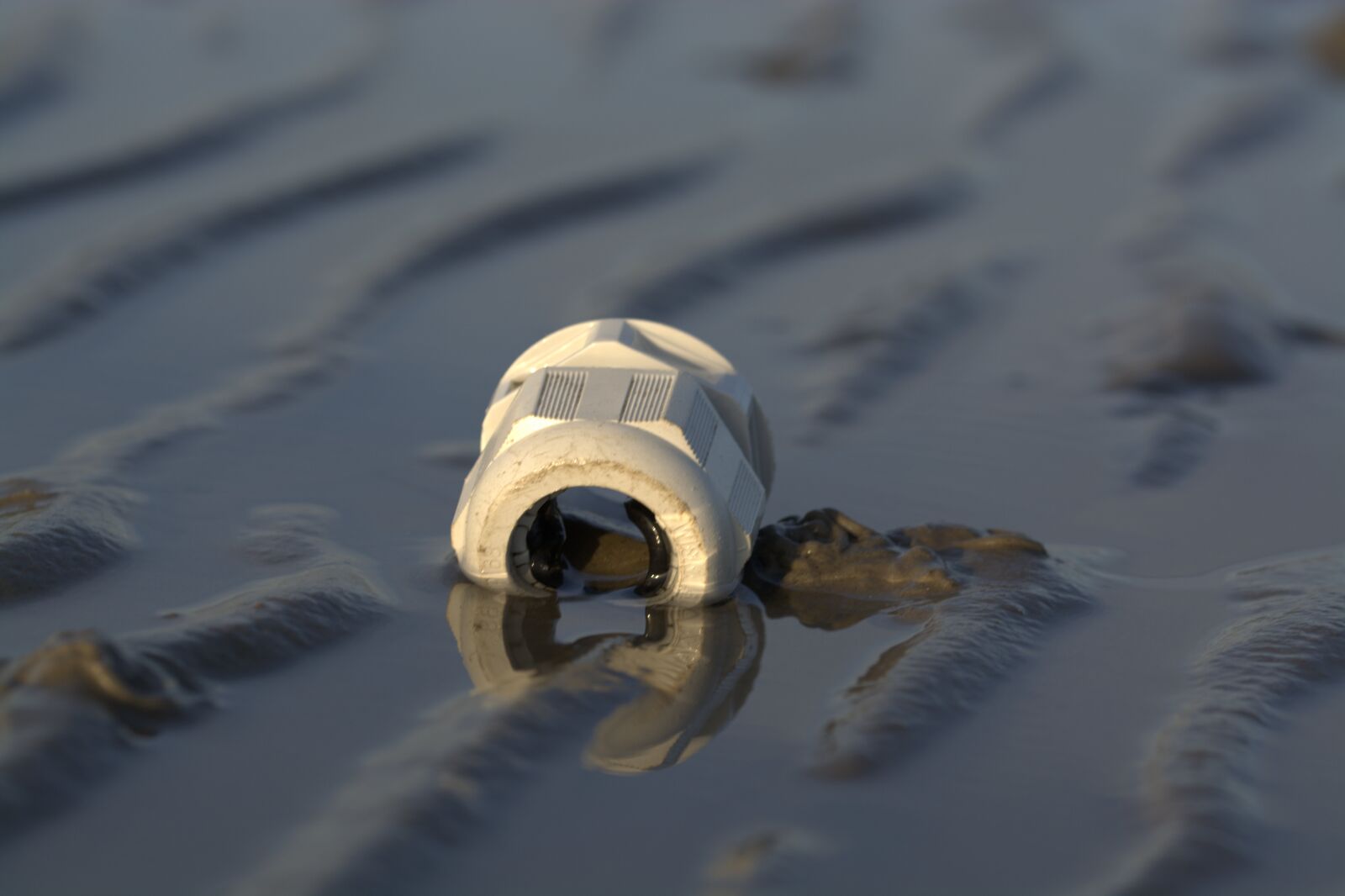 Nikon D5200 sample photo. Garbage nordsee, thermostat, watts photography