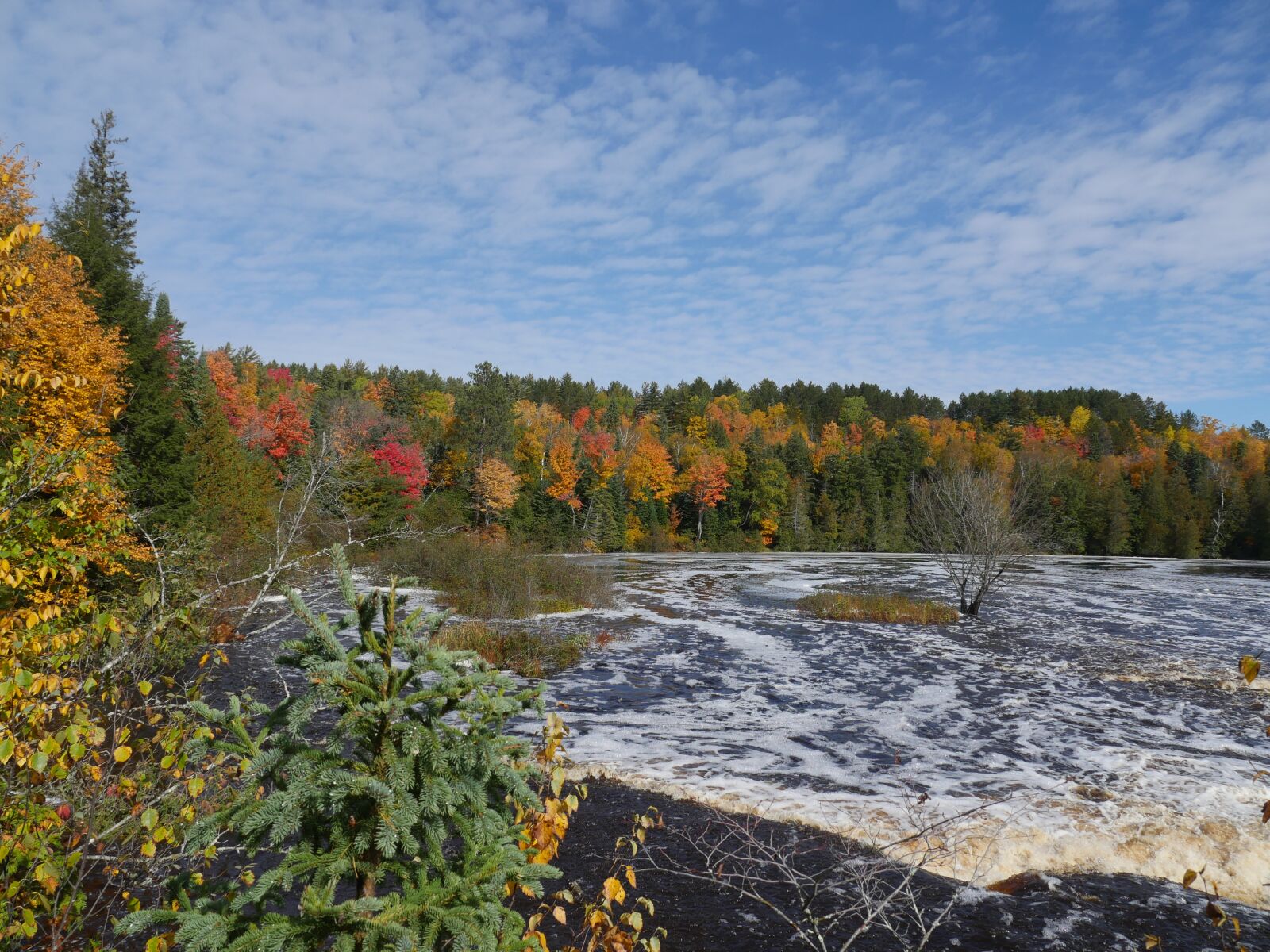 Panasonic Lumix DMC-GH4 sample photo. Waterfall, northern michigan, upper photography