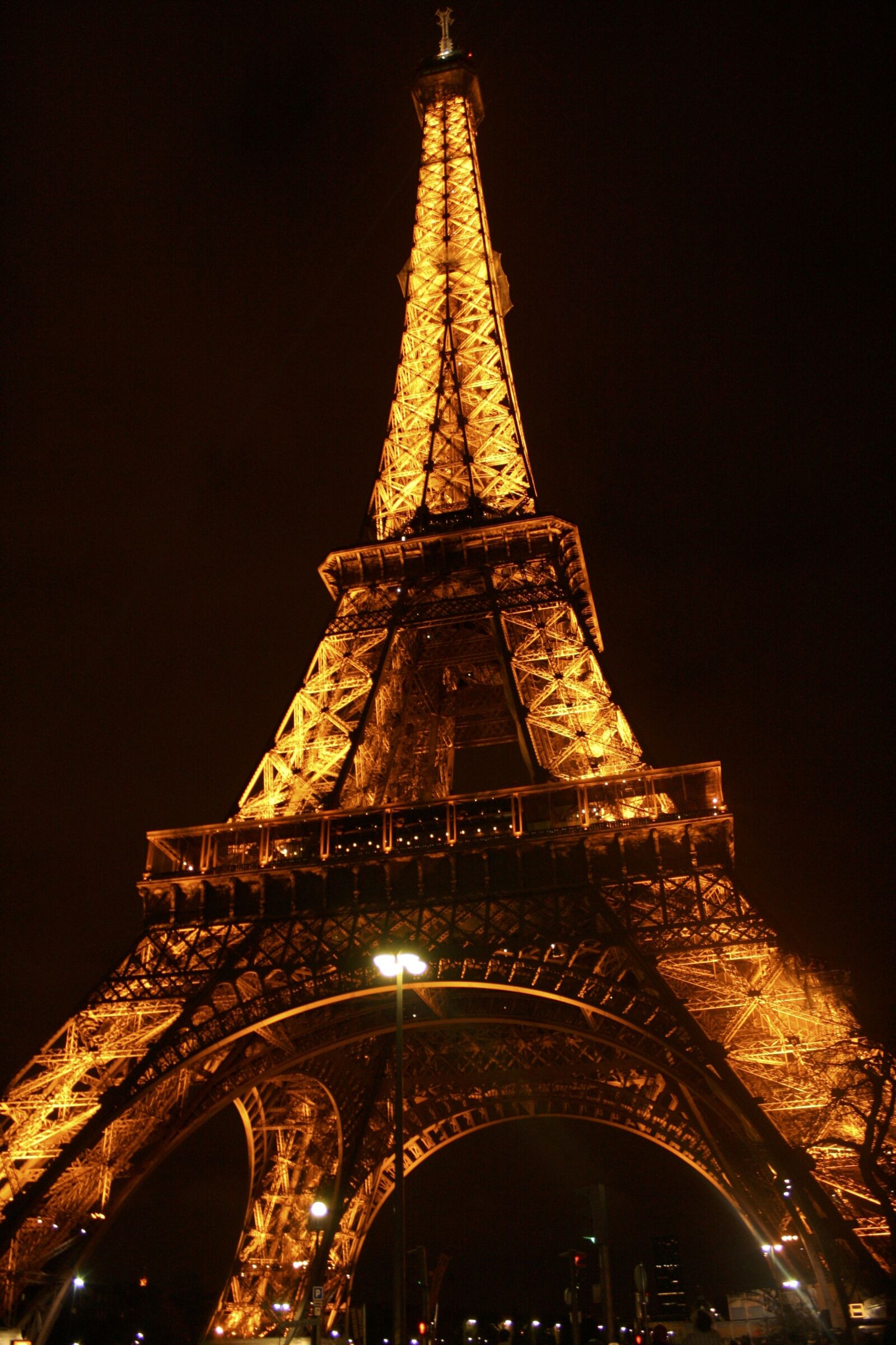 Canon EOS 1000D (EOS Digital Rebel XS / EOS Kiss F) sample photo. Paris, french, torre photography