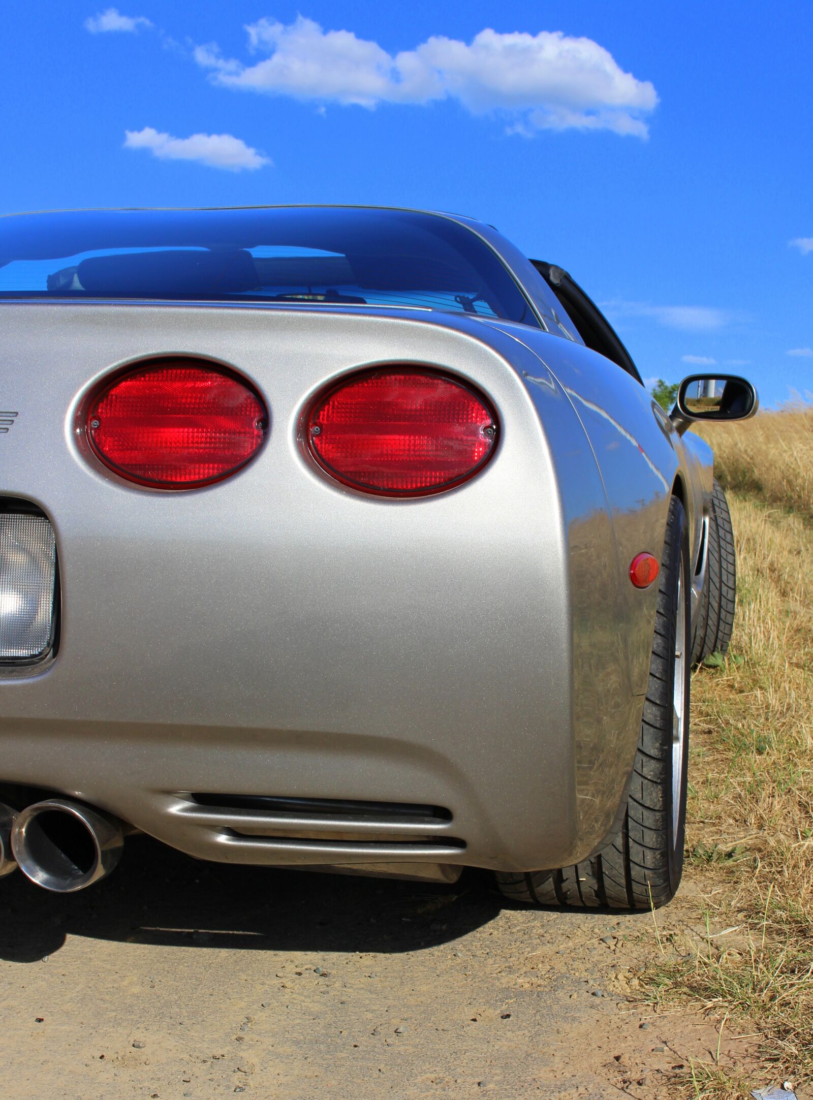 Canon EOS 700D (EOS Rebel T5i / EOS Kiss X7i) sample photo. Corvette, taillights, c5 photography