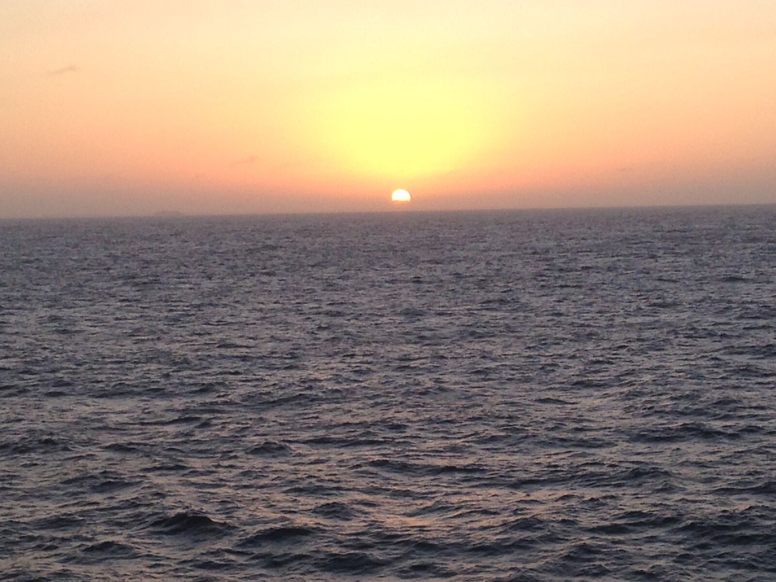 iPhone 5c back camera 4.12mm f/2.4 sample photo. Sunset photography