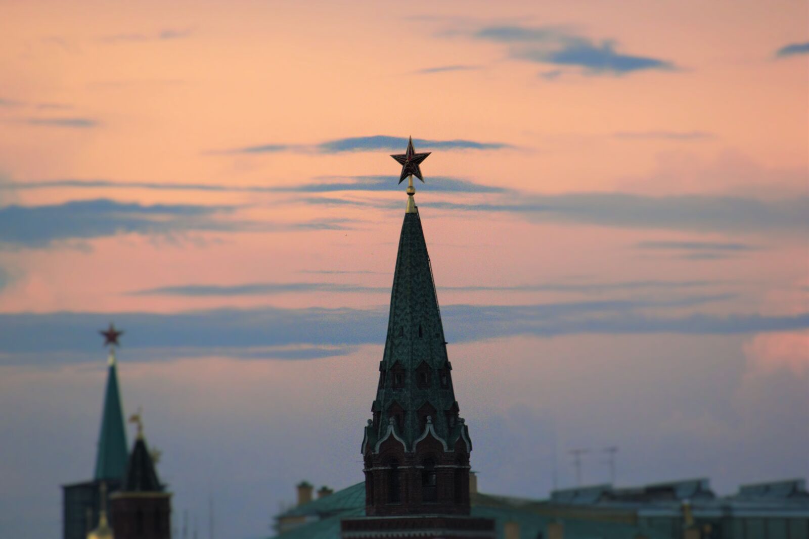 Canon EOS 550D (EOS Rebel T2i / EOS Kiss X4) sample photo. Moscow, sunset, the kremlin photography