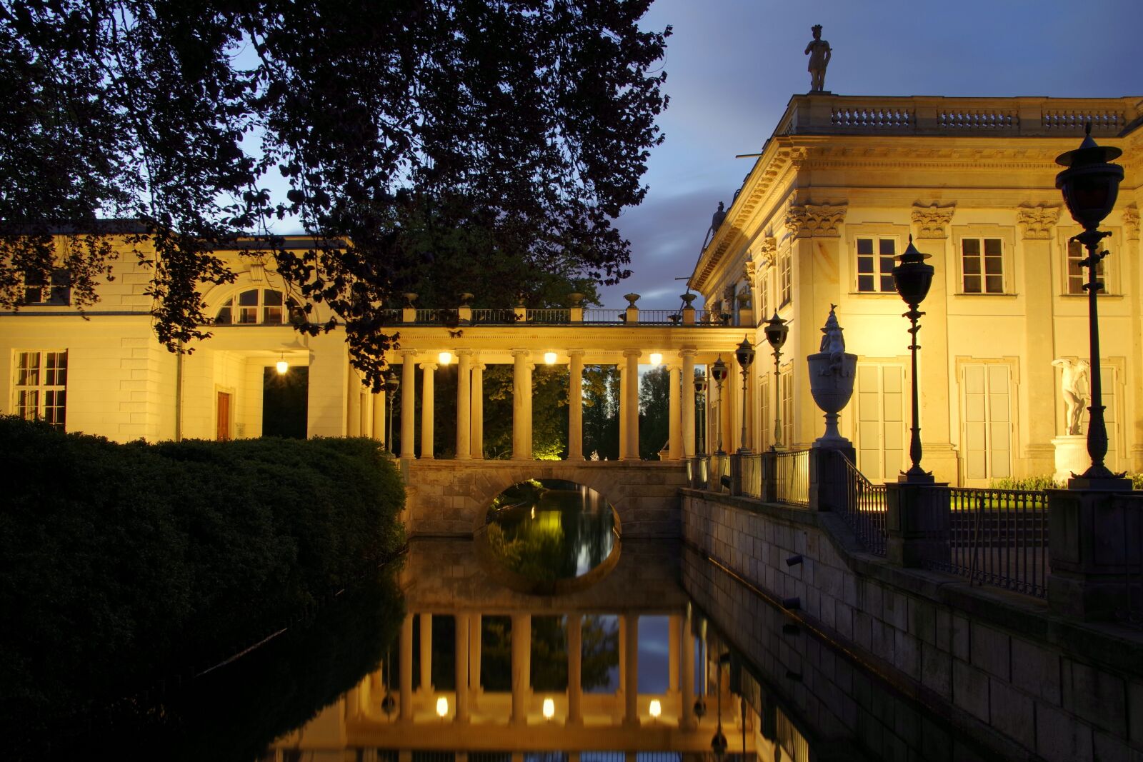 Pentax K-S2 sample photo. Bathrooms, royal, warsaw photography