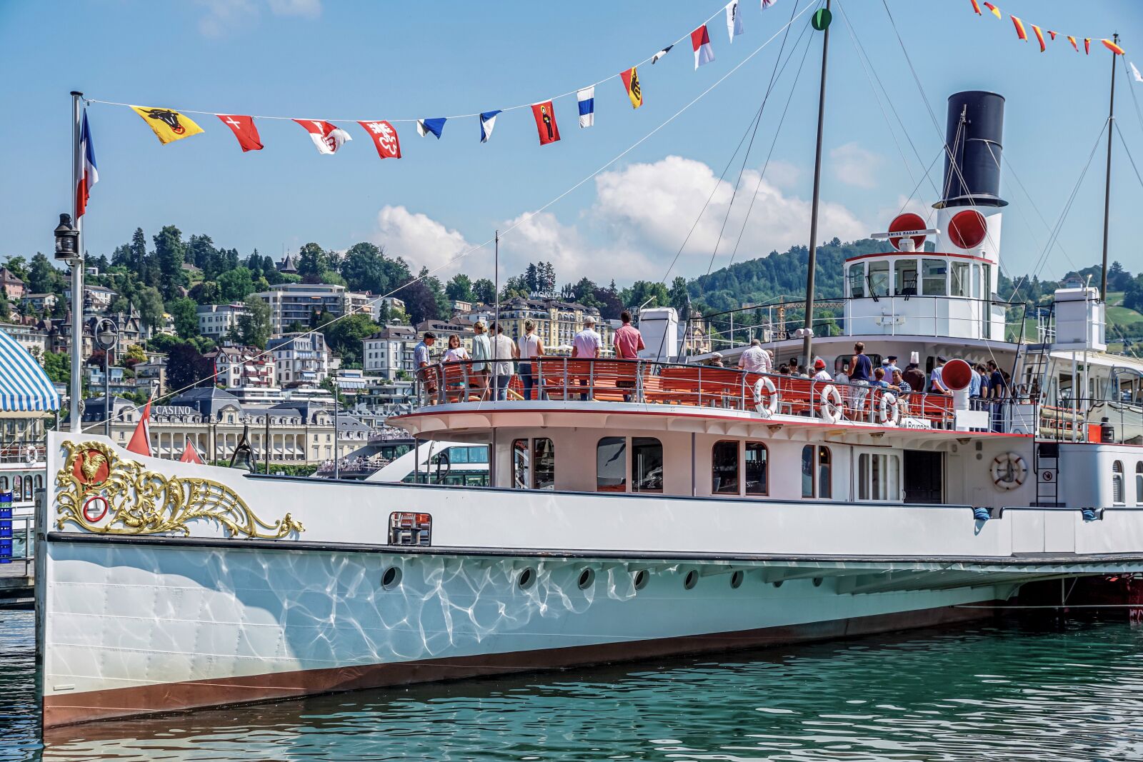 Sony DT 18-135mm F3.5-5.6 SAM sample photo. Steamboat, steamer, ship photography