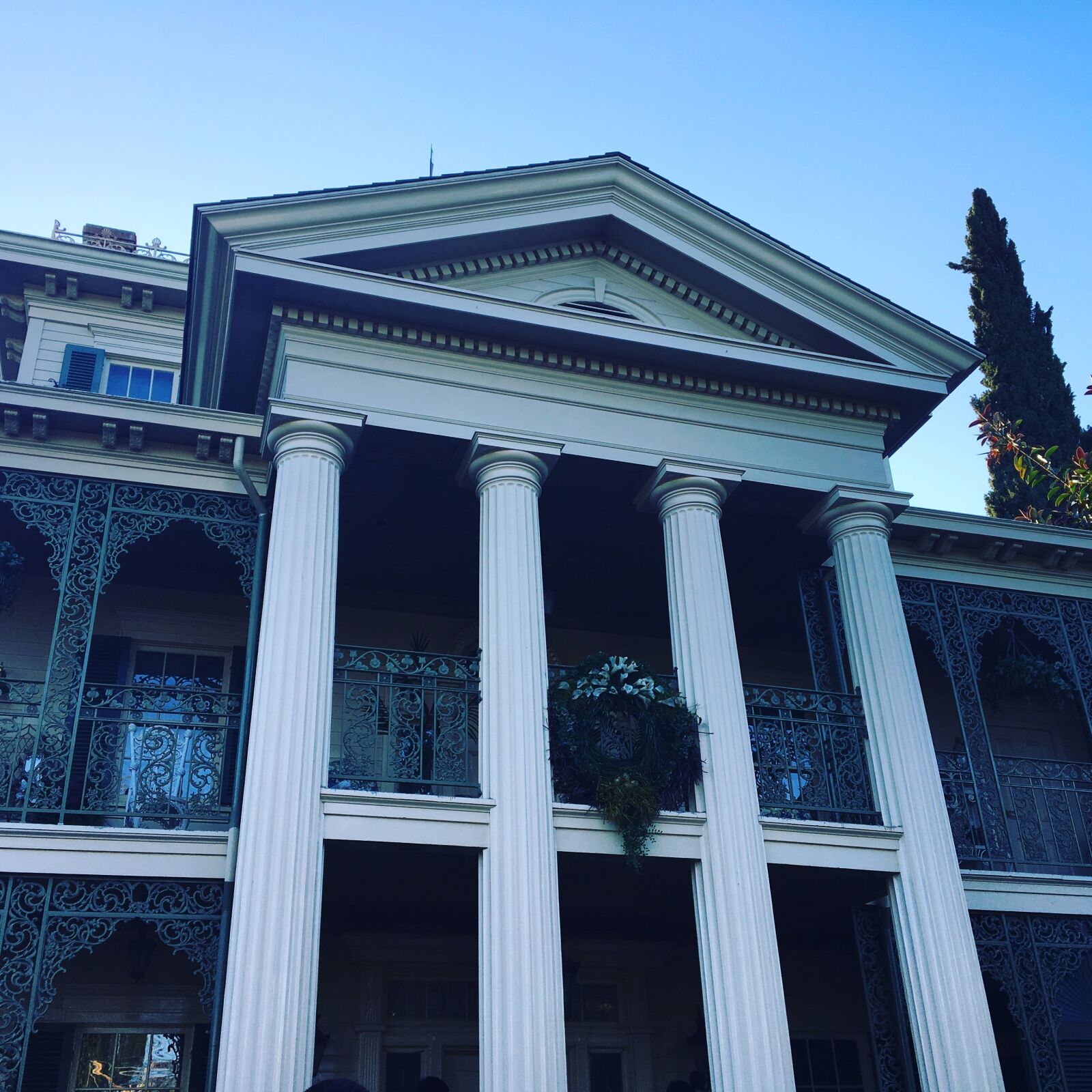 Apple iPhone 6s sample photo. Disneyland, halloween, haunted mansion photography