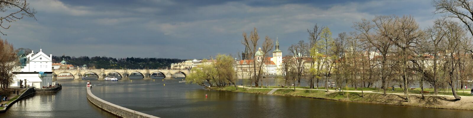 Sony Alpha DSLR-A290 sample photo. Prague, praha, spring photography