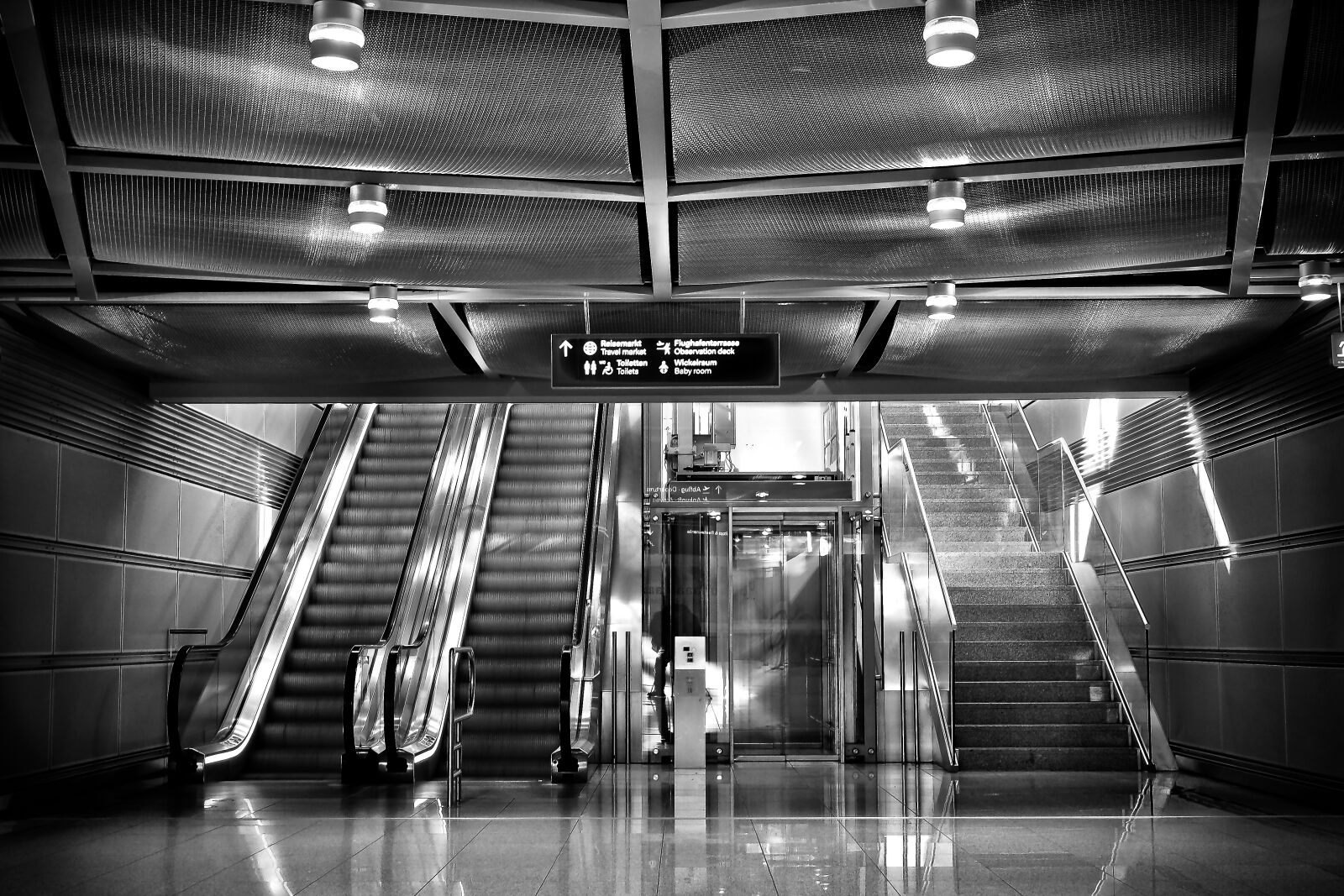 Olympus OM-D E-M10 sample photo. Stairs, escalator, elevator photography