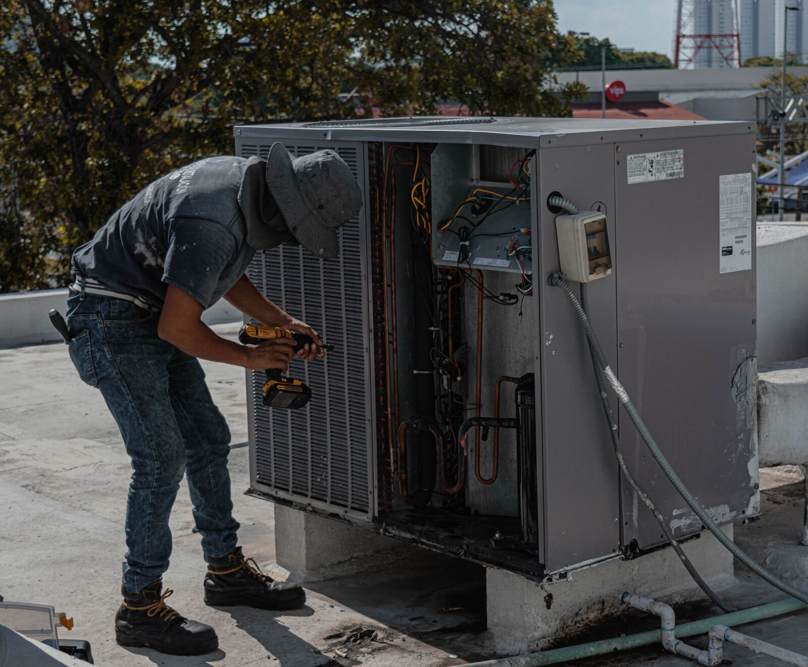 Nikon D5500 sample photo. Work, air conditioners, team photography