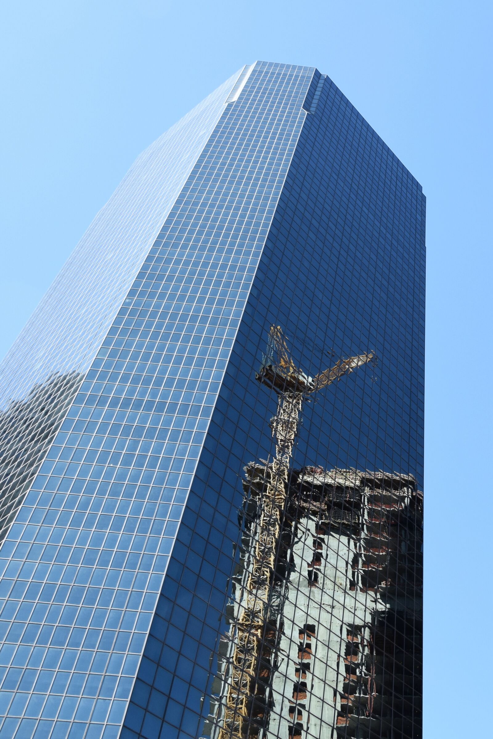 Nikon D3300 sample photo. Skyscraper, baukran, mirroring photography