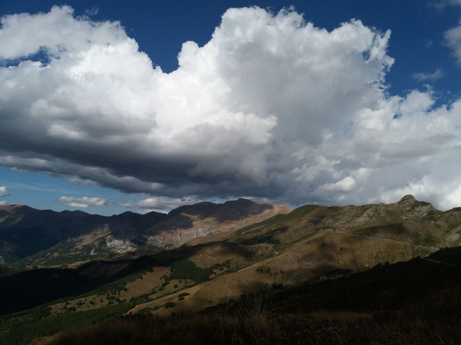 Samsung Galaxy J5(2016) sample photo. Clouds, forts, landscape, mountain photography