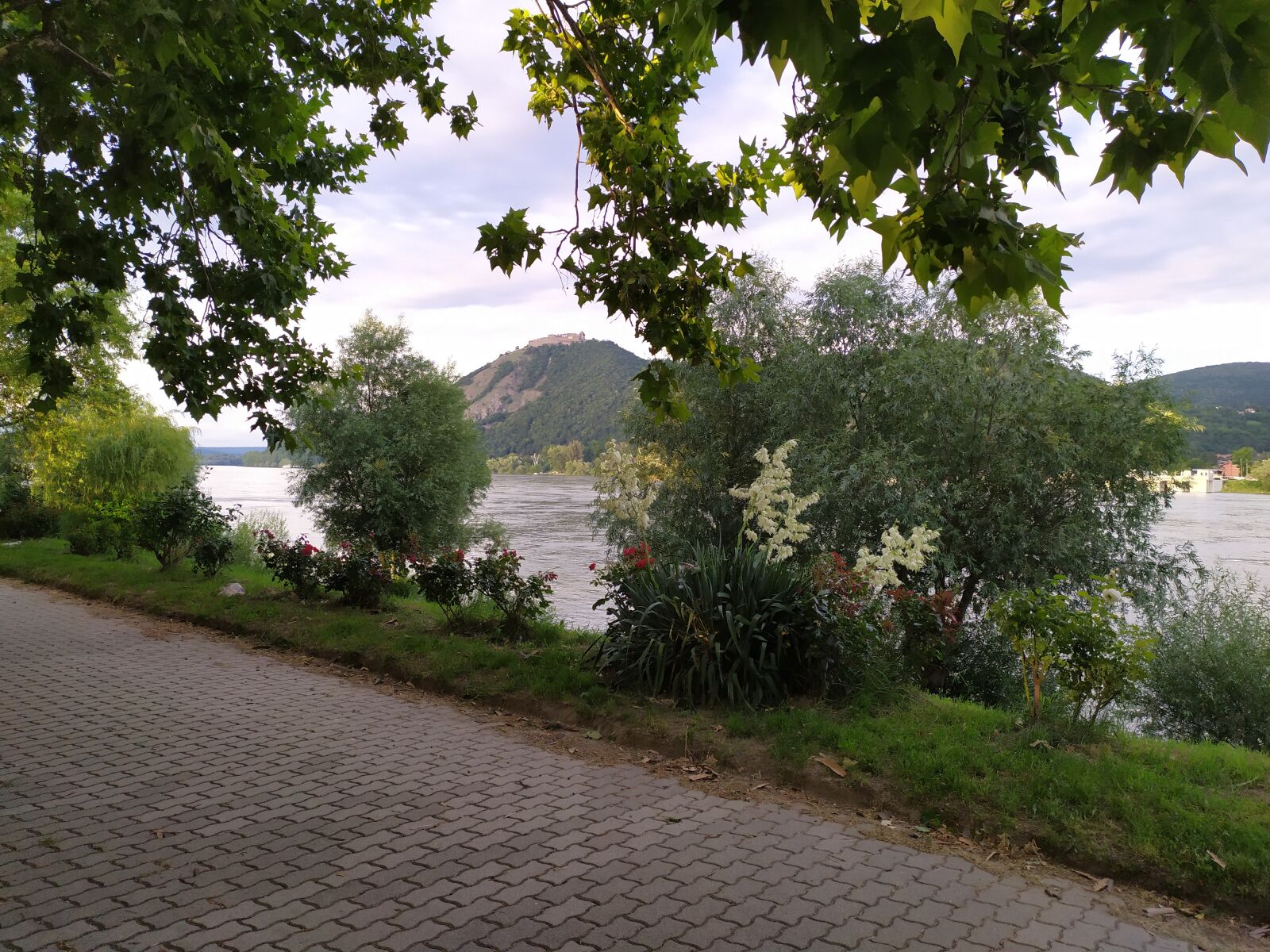 Xiaomi Redmi Note 7 sample photo. Nagymaros, danube, danube bend photography