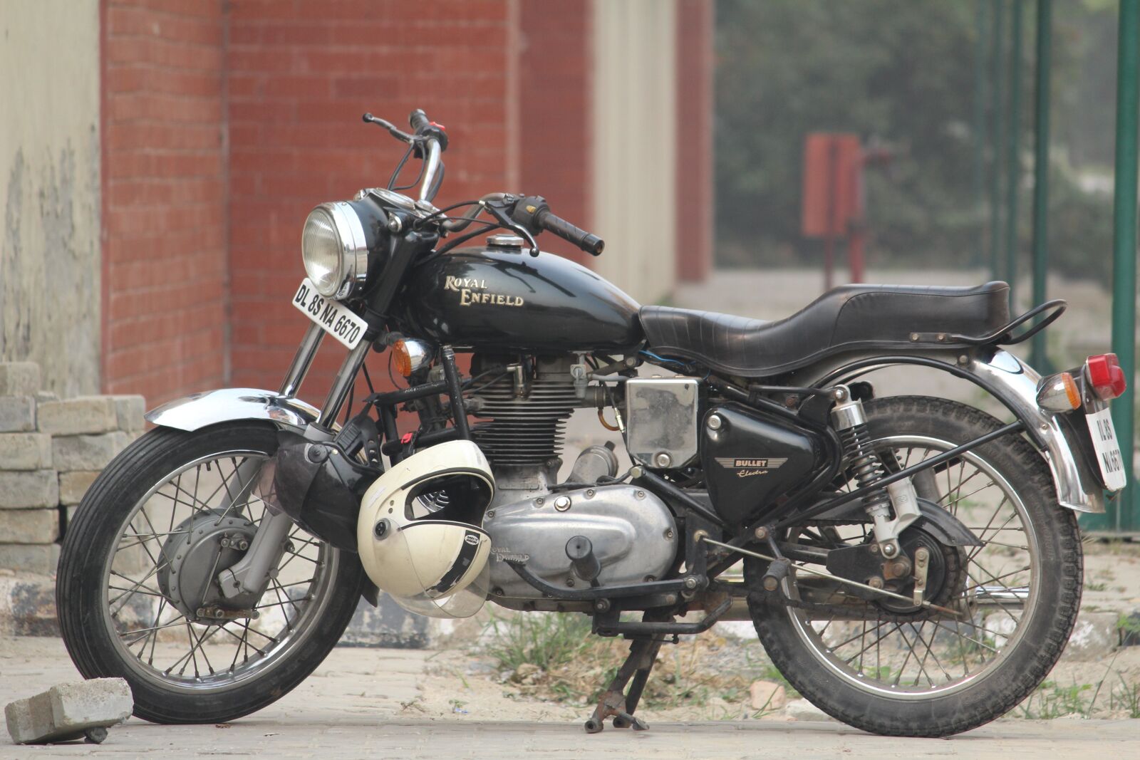 Canon EOS 1200D (EOS Rebel T5 / EOS Kiss X70 / EOS Hi) sample photo. Bullet, bike, motorcycle photography