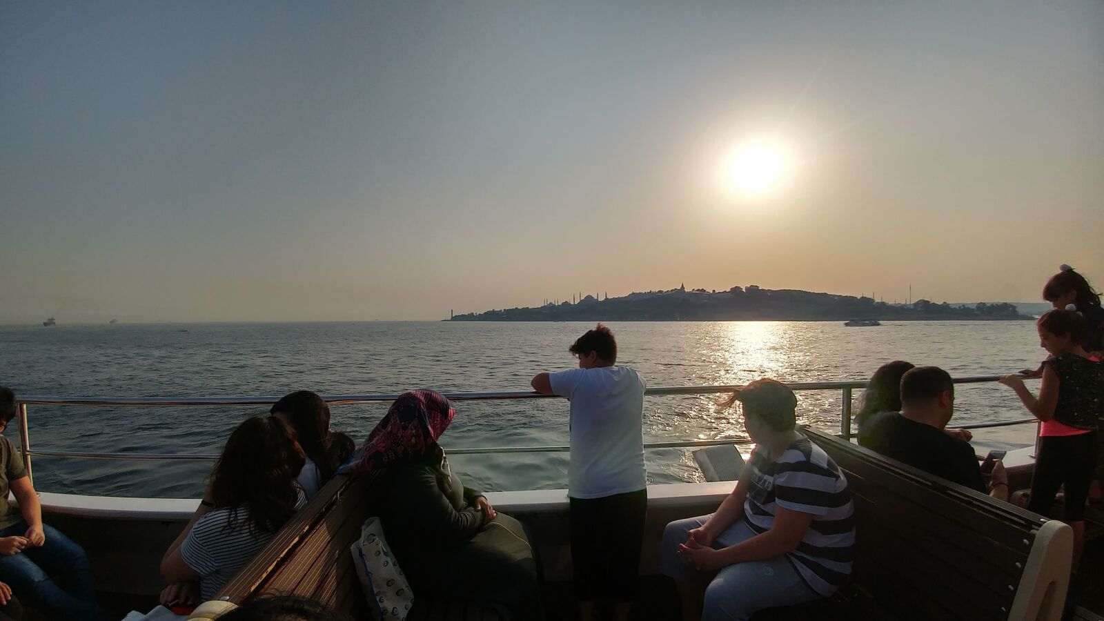 LG G5 sample photo. Sunset, vehicle, tourism, water photography