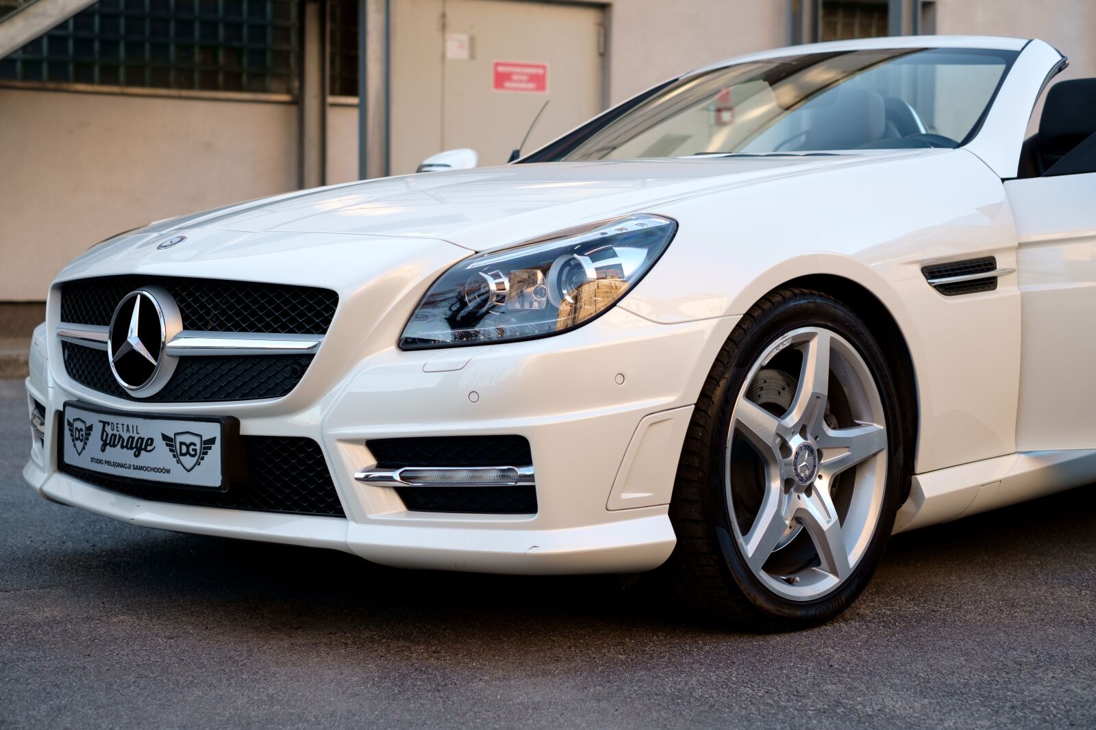 Fujifilm X-Pro1 sample photo. Car, mercedes, slk photography
