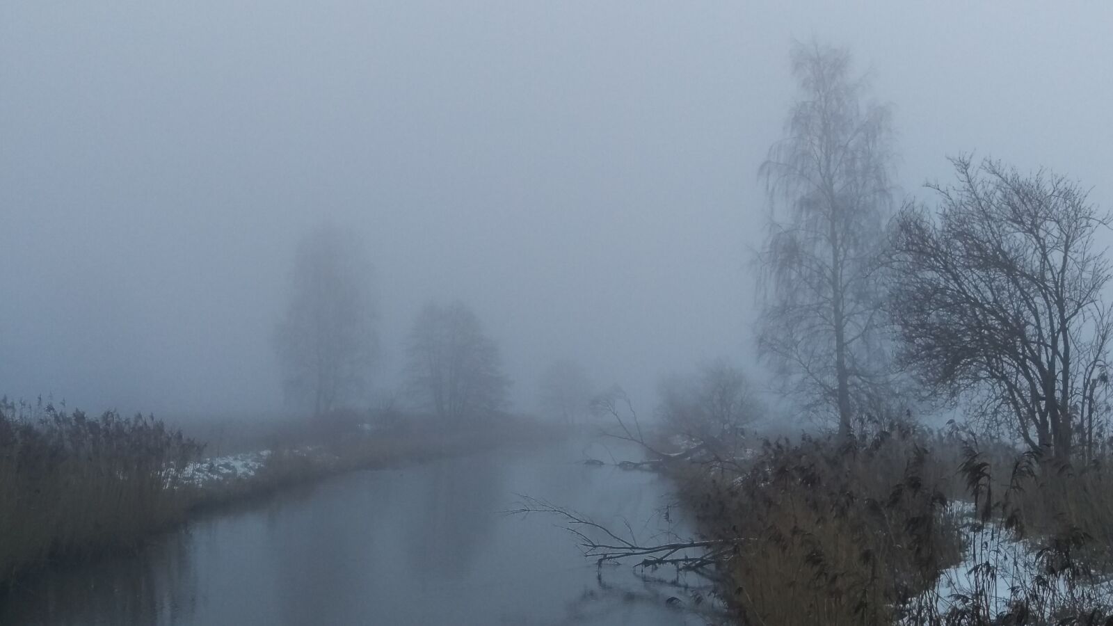 HTC ONE M9 sample photo. River, the fog, landscape photography