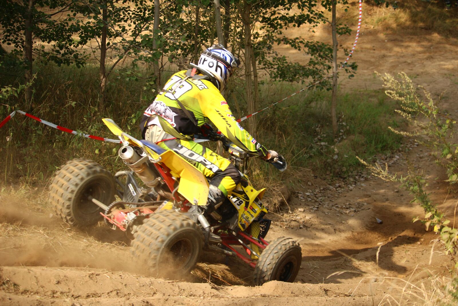 Canon EOS 100D (EOS Rebel SL1 / EOS Kiss X7) sample photo. Motorsport, cross, enduro photography