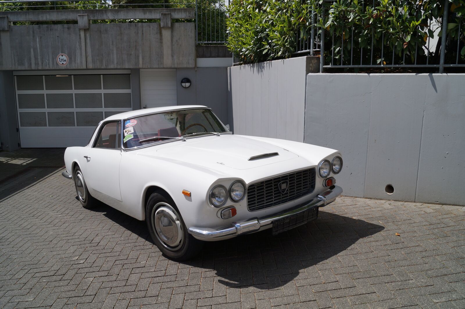 Sony SLT-A37 sample photo. Lancia, nice, car photography