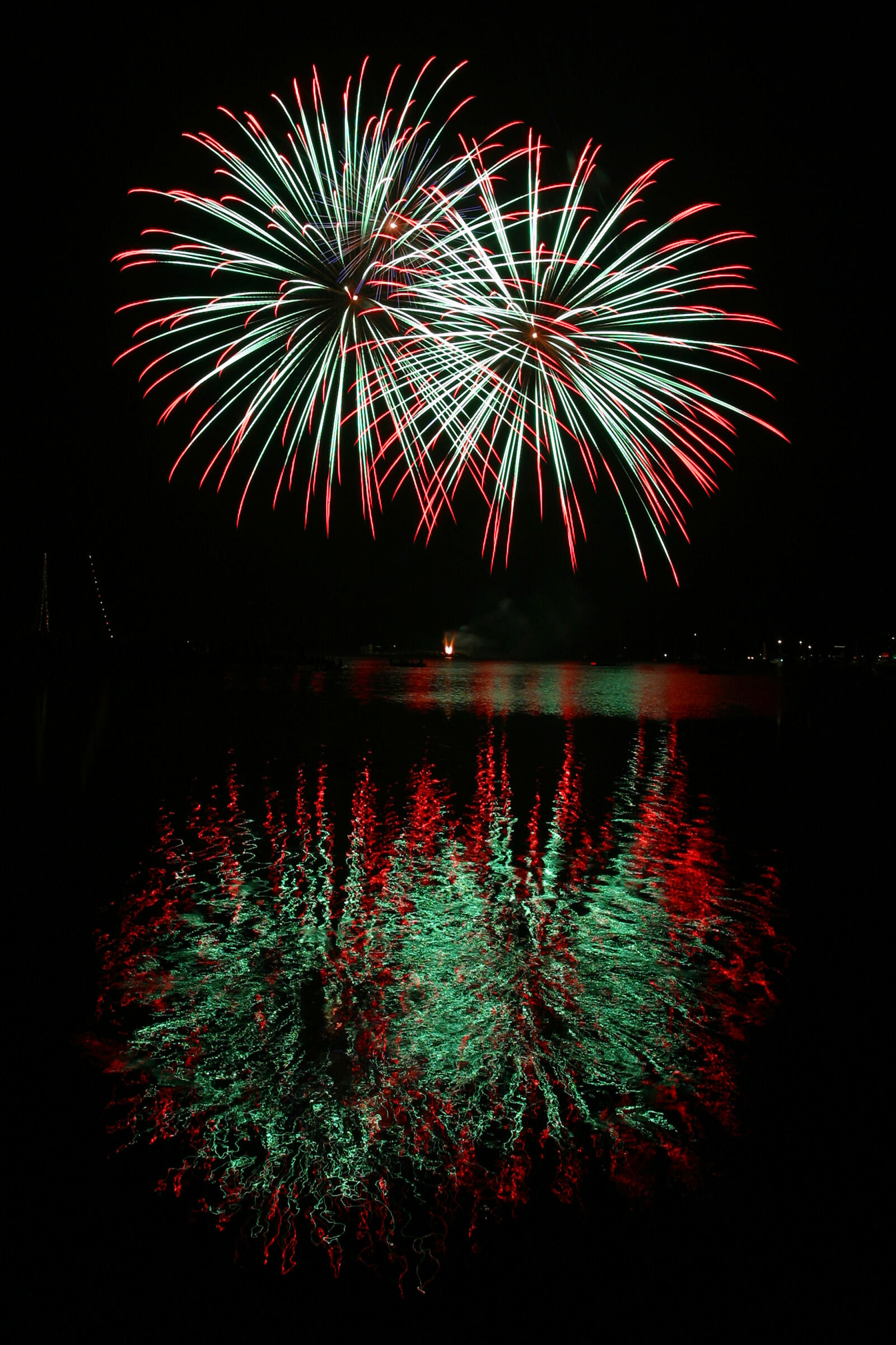 Canon EOS D60 sample photo. Firework photography