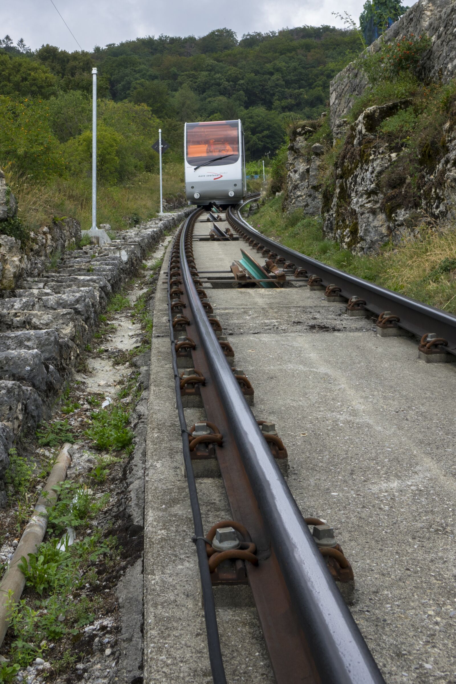 24-200mm F2.8 sample photo. Mountain railway, funicular railway photography