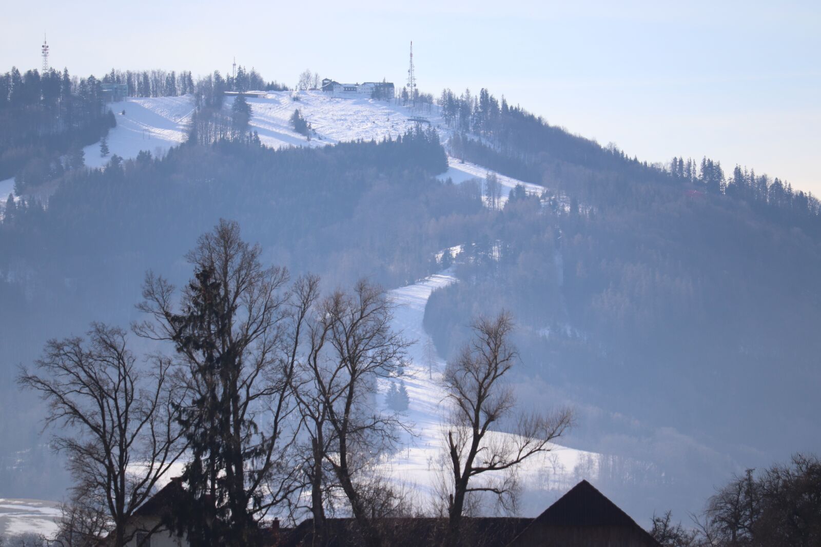 Canon EOS 77D (EOS 9000D / EOS 770D) sample photo. Landscape, winter, nature photography