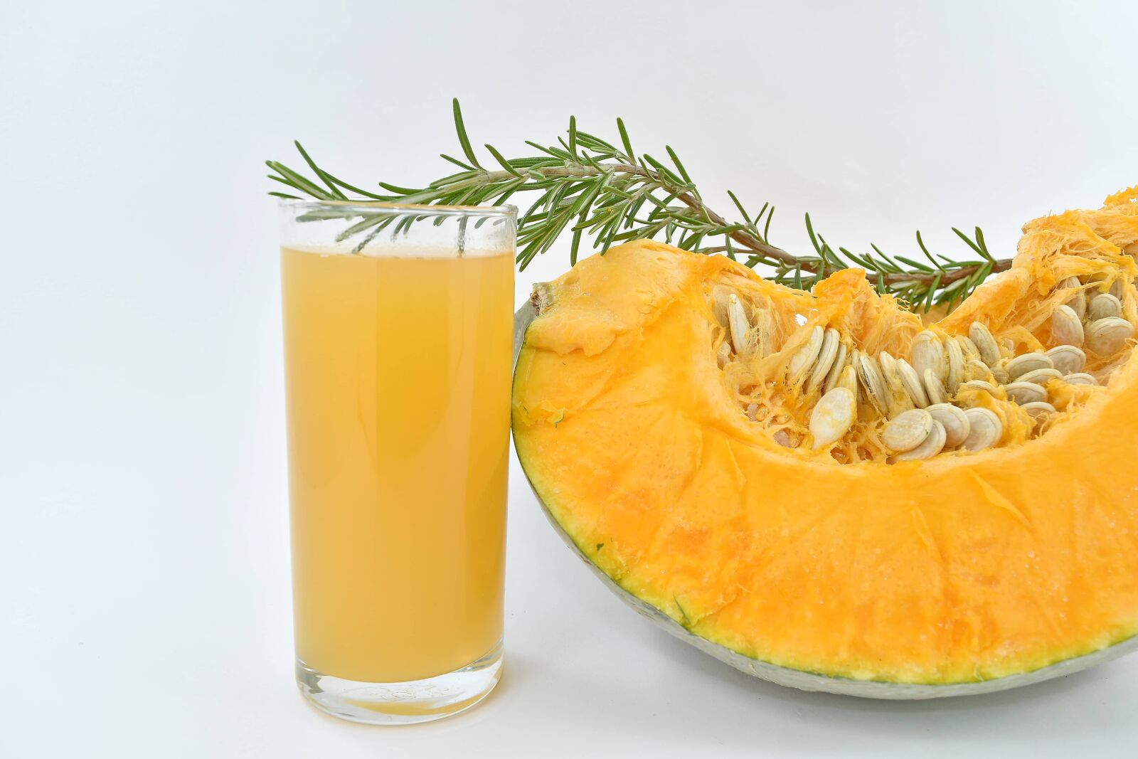 Nikon D5500 sample photo. Beverage, juice, organic, pumpkin photography