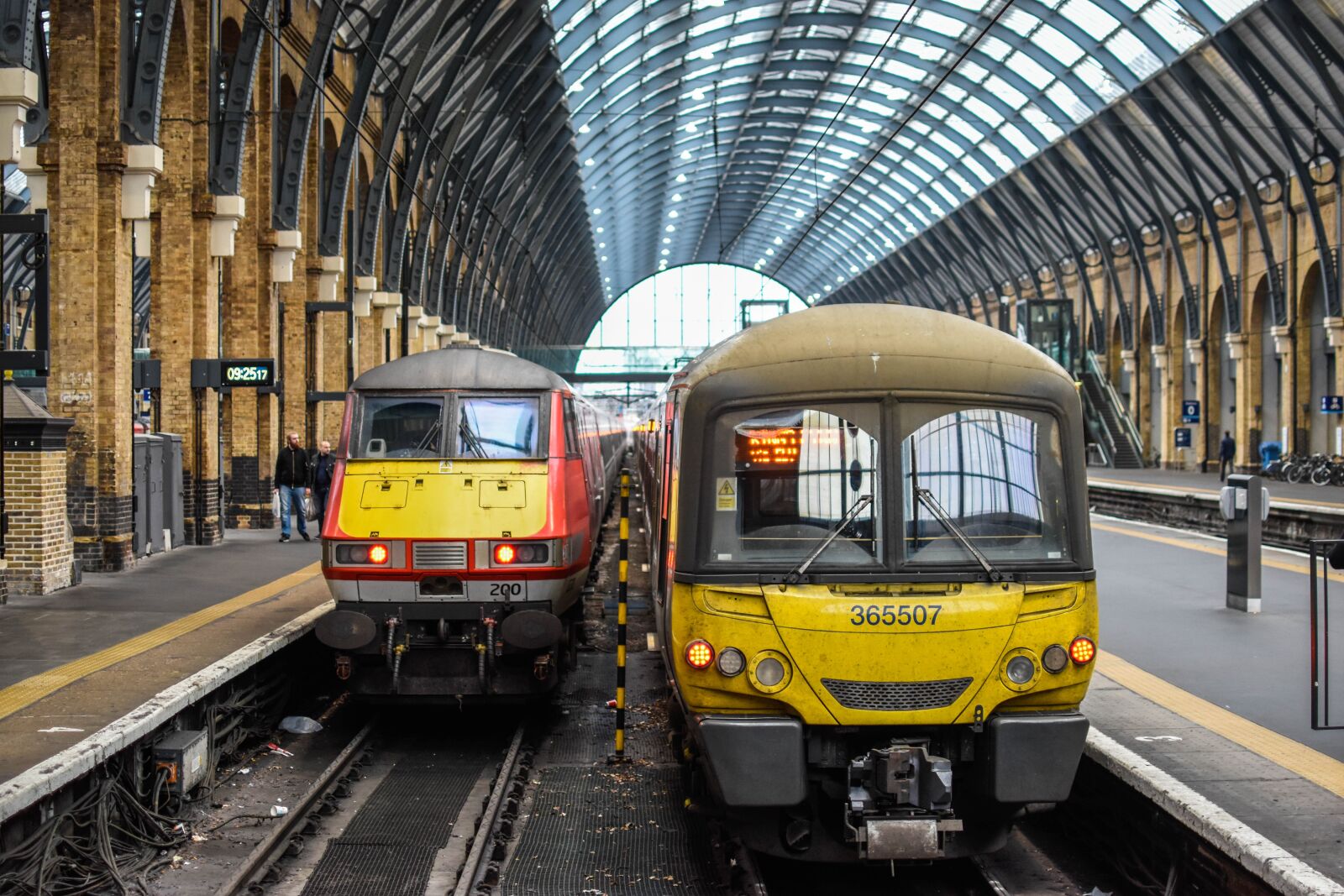 Nikon D5500 sample photo. The train station, train photography