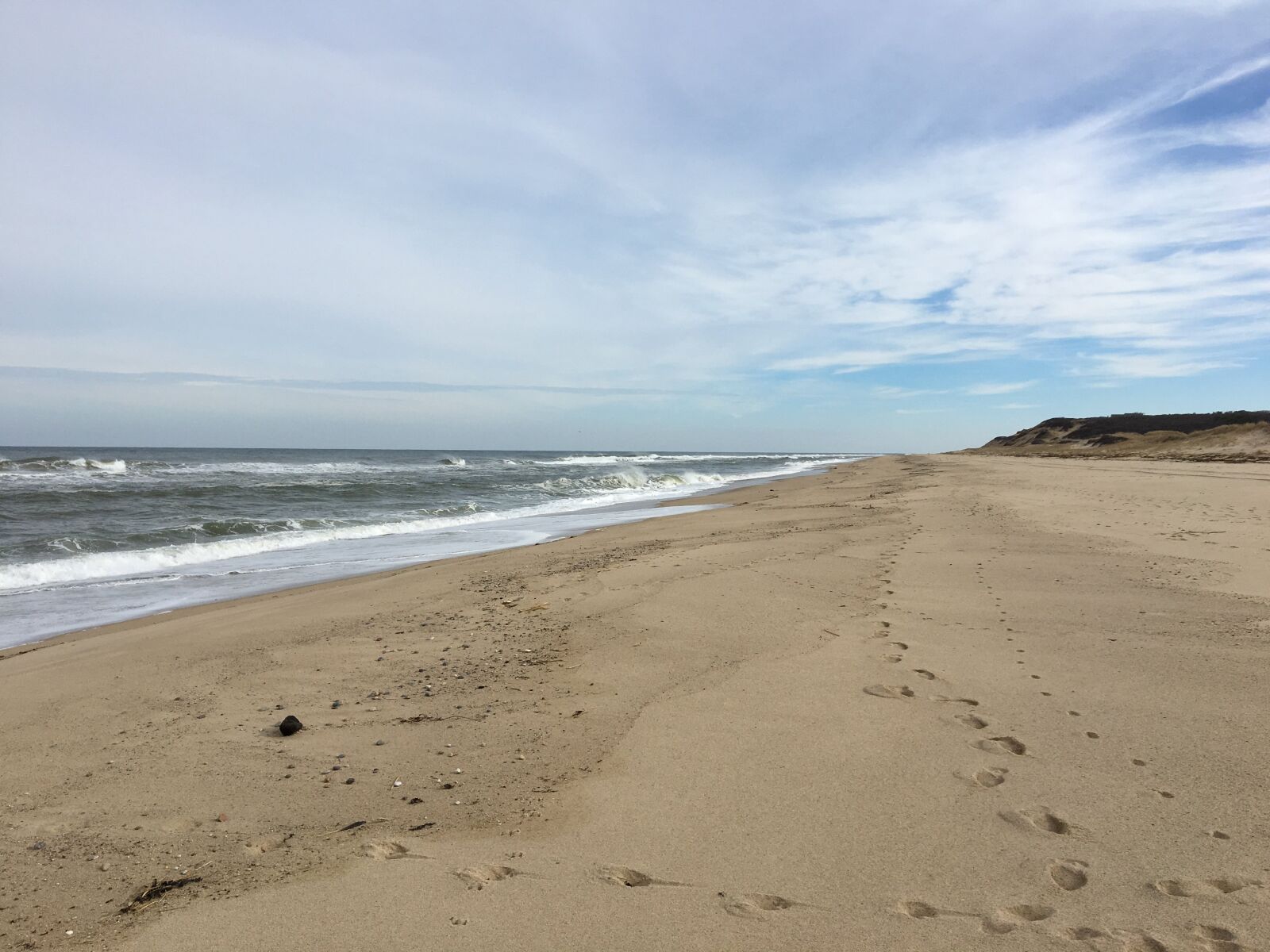 Apple iPhone 6s sample photo. Footprints, beach, sky photography