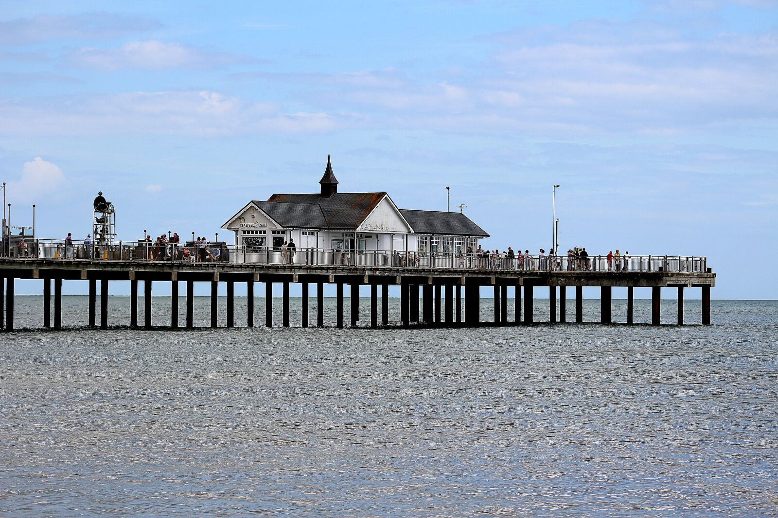 Canon EOS 100D (EOS Rebel SL1 / EOS Kiss X7) sample photo. Sea, pier, beach photography