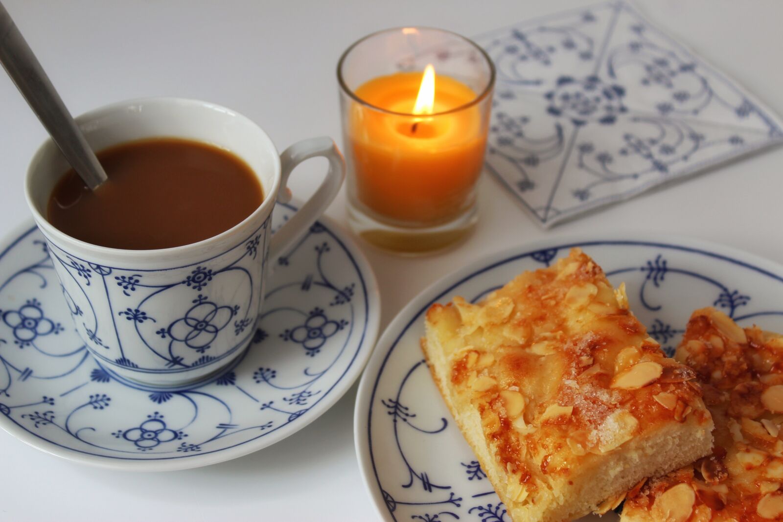Canon EOS 1300D (EOS Rebel T6 / EOS Kiss X80) sample photo. Butter cake, northern germany photography