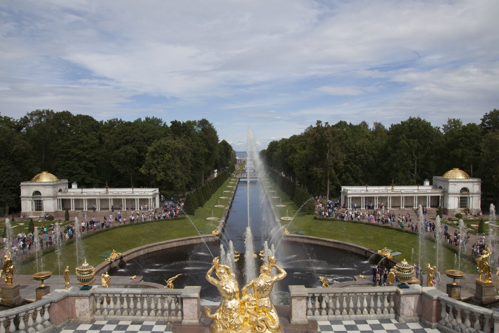 Canon EOS 5D Mark II sample photo. St peterburg, russia, peterhof photography