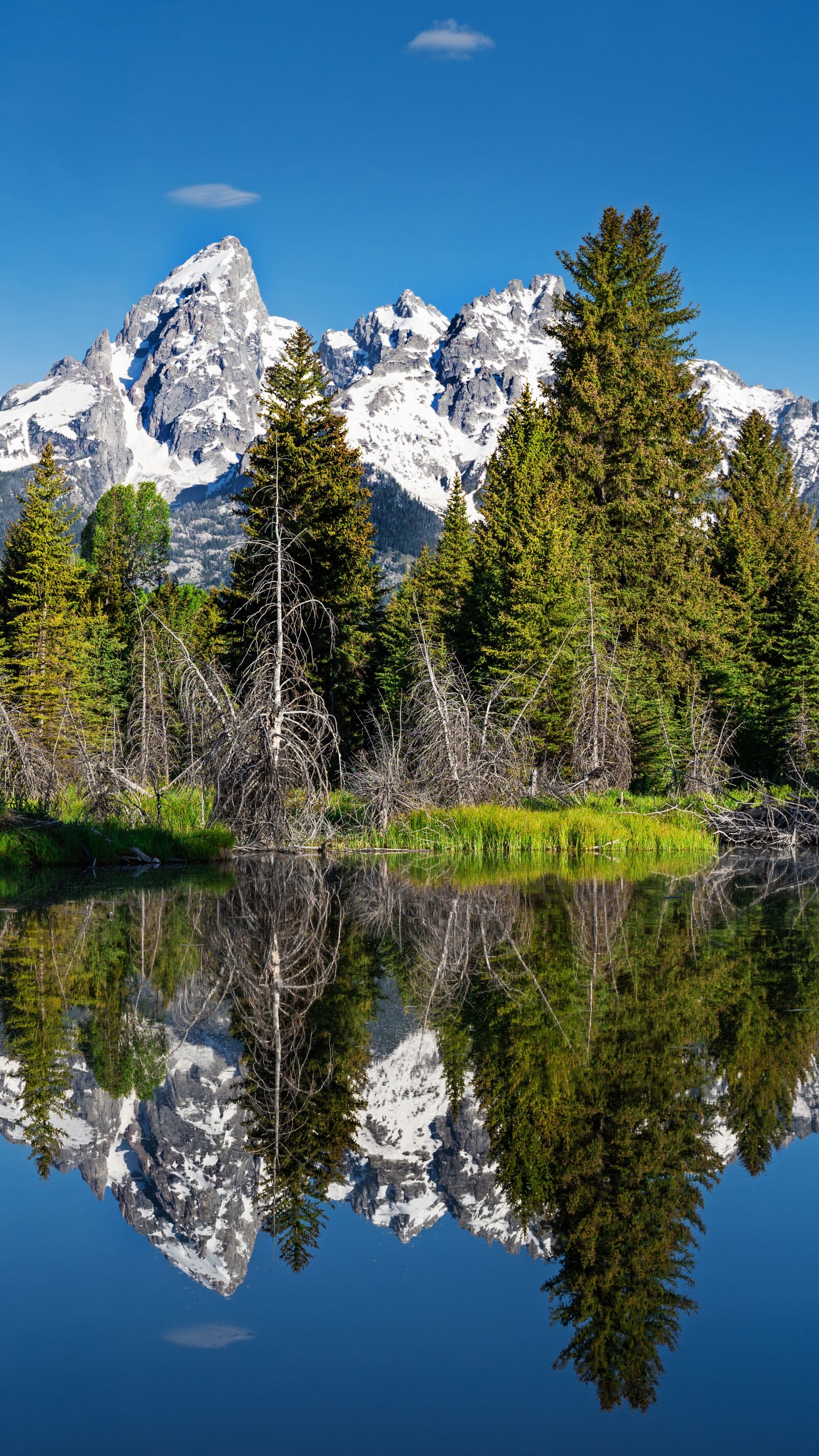 Sony a7R III sample photo. Mountains, lake, reflection photography