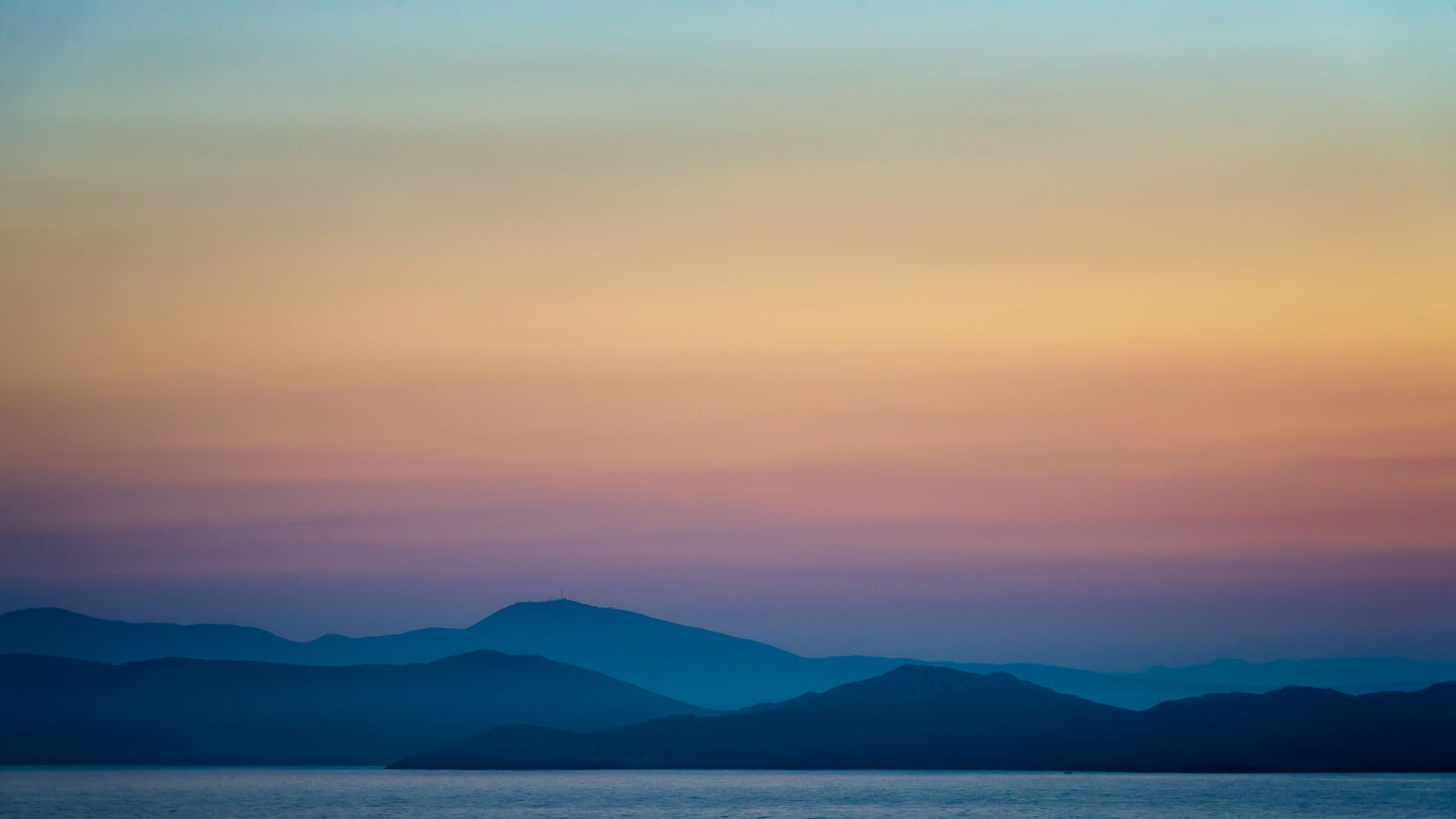 Nikon AF-S Nikkor 24-120mm F4G ED VR sample photo. Silhouette, of, mountains, during photography