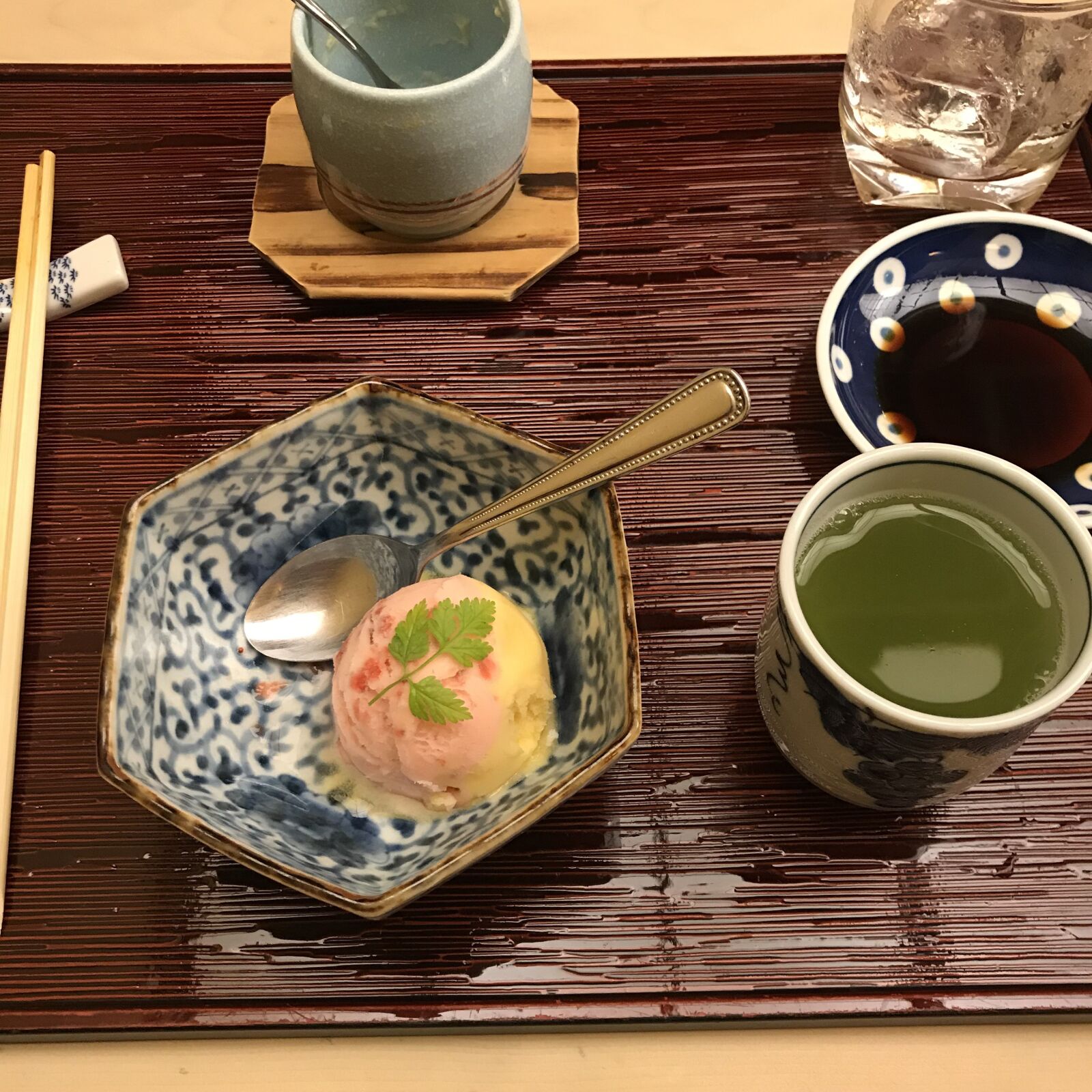 iPhone 7 back camera 3.99mm f/1.8 sample photo. Japan, susi, food photography