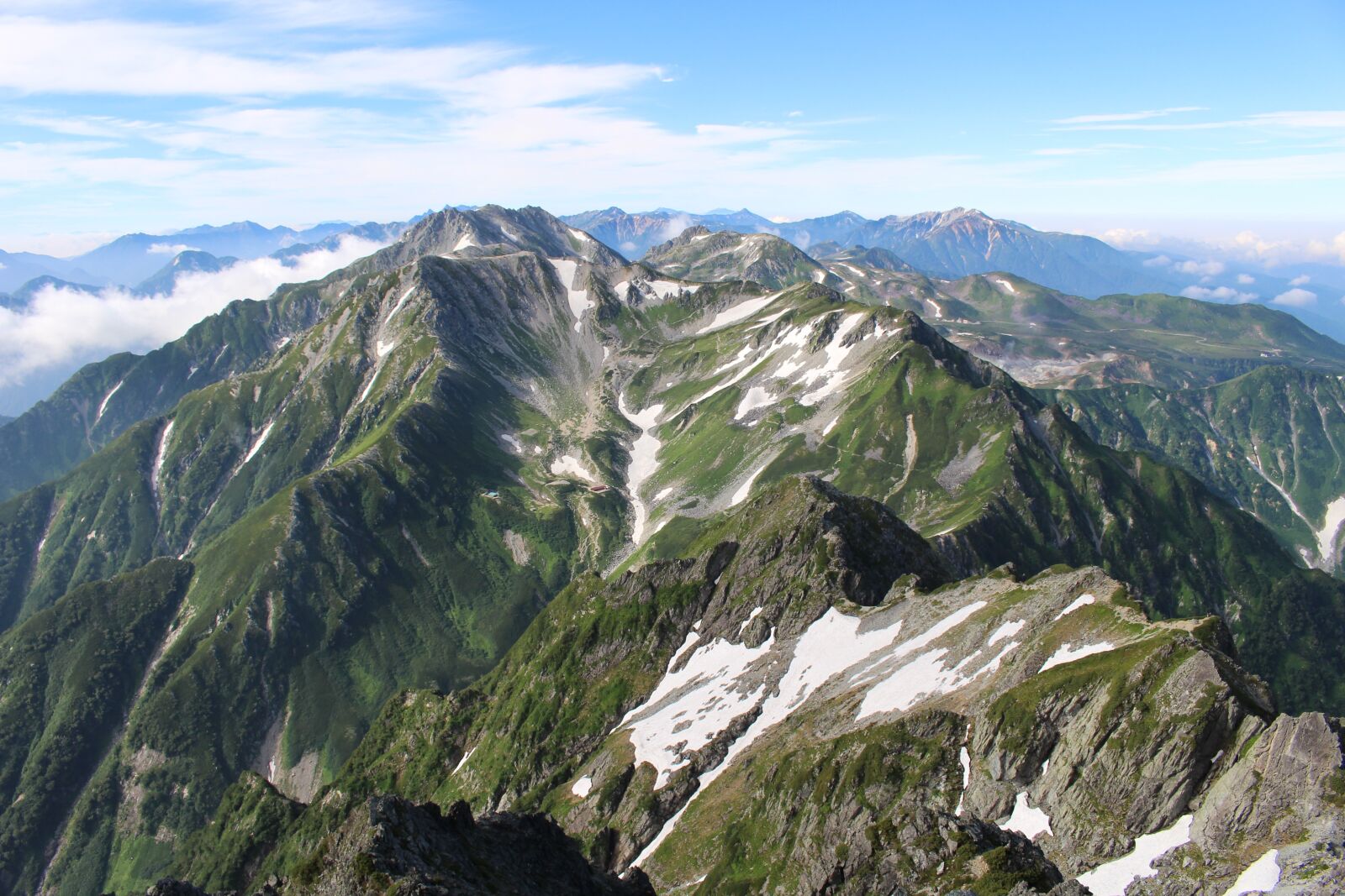 Canon EOS 100D (EOS Rebel SL1 / EOS Kiss X7) + Canon EF-S 18-55mm F3.5-5.6 IS STM sample photo. Tateyama, toyama, mountain climbing photography